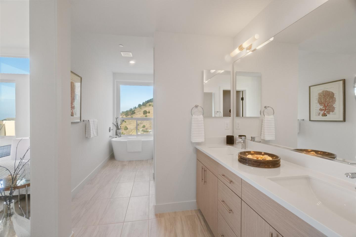 Pacifica, California, 94044, United States, 4 Bedrooms Bedrooms, ,4 BathroomsBathrooms,Residential,For Sale,2003276