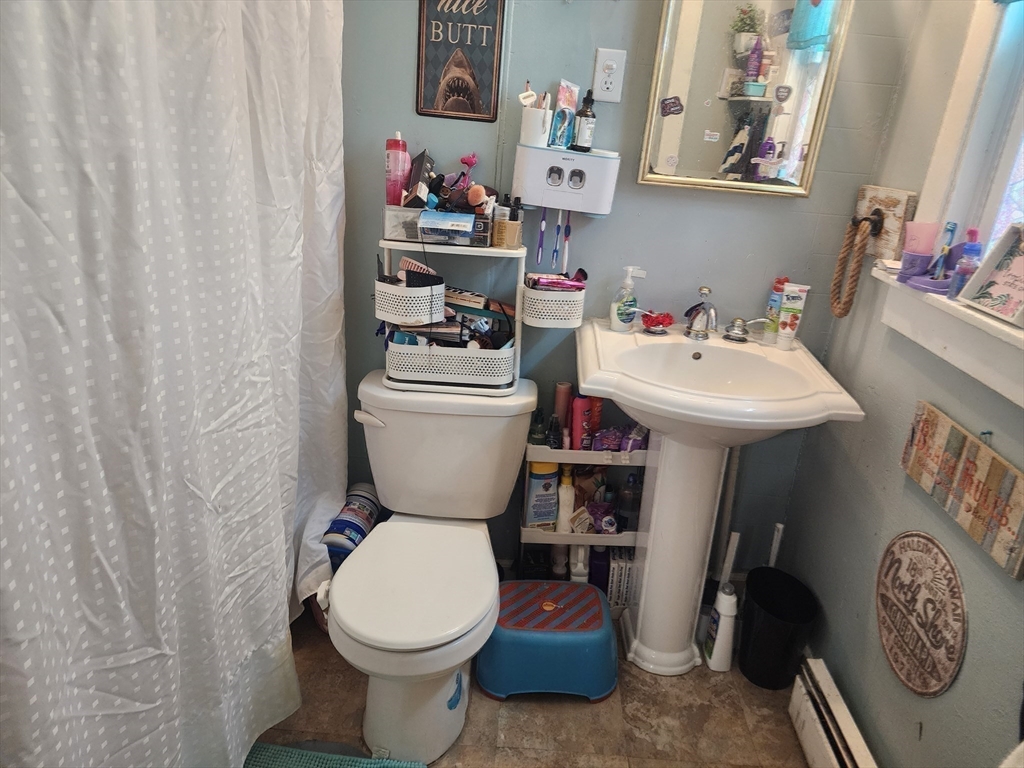Monson, Massachusetts, 01057, United States, 7 Bedrooms Bedrooms, ,5 BathroomsBathrooms,Residential,For Sale,1795174
