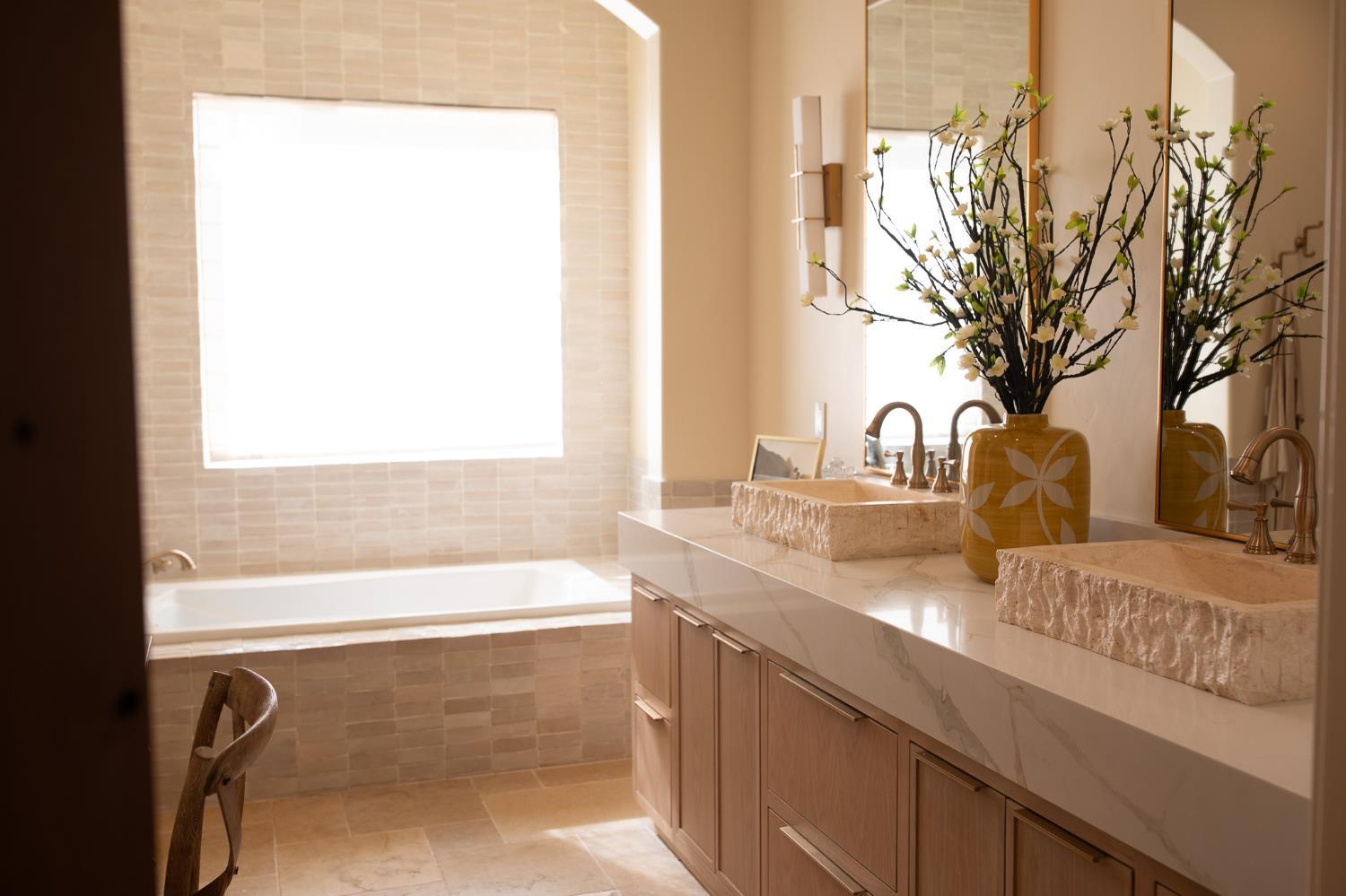 Modesto, California, 95357, United States, 4 Bedrooms Bedrooms, ,4 BathroomsBathrooms,Residential,For Sale,1976586