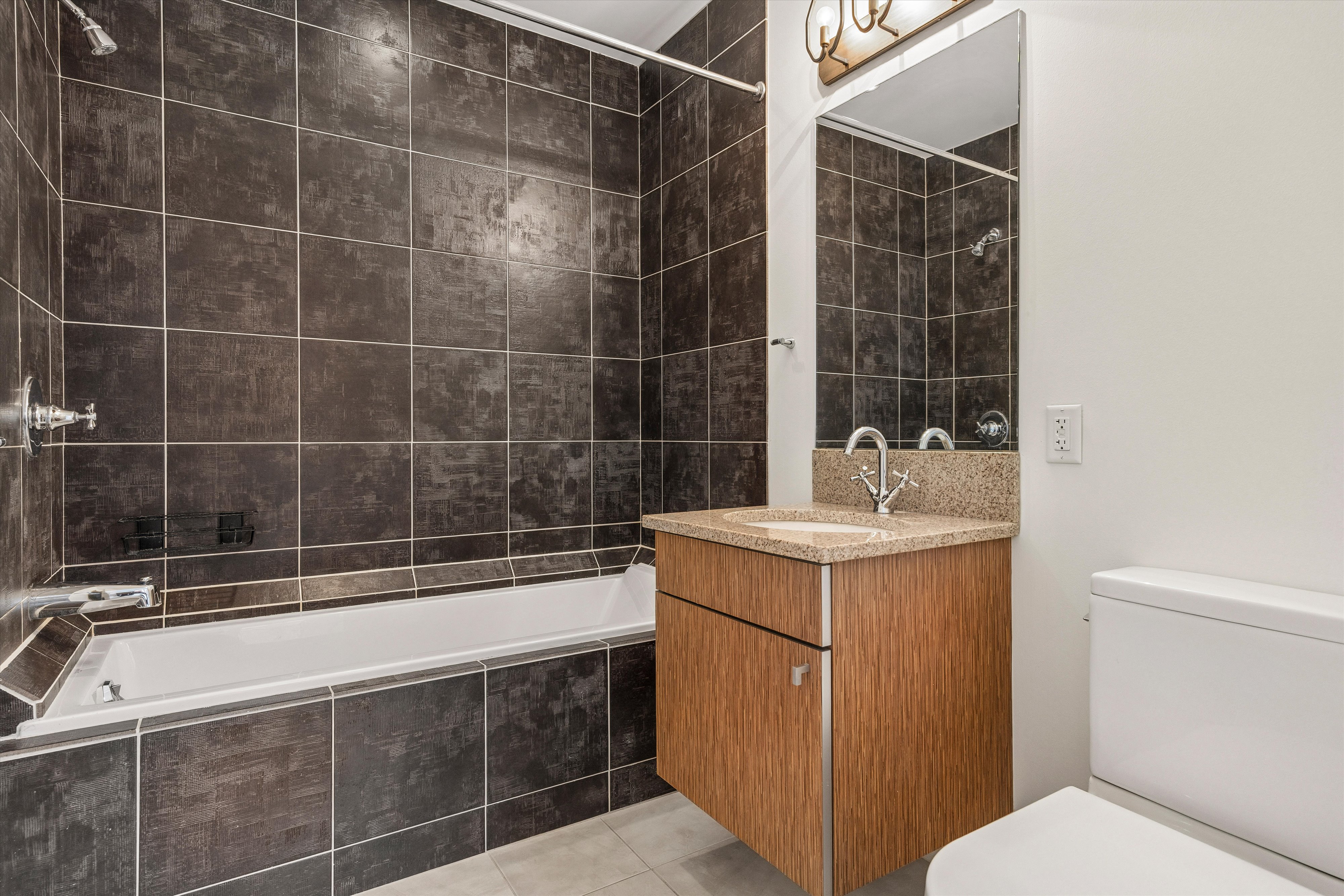  418 Acoma Street, Denver, CO 80204 - 物件實景