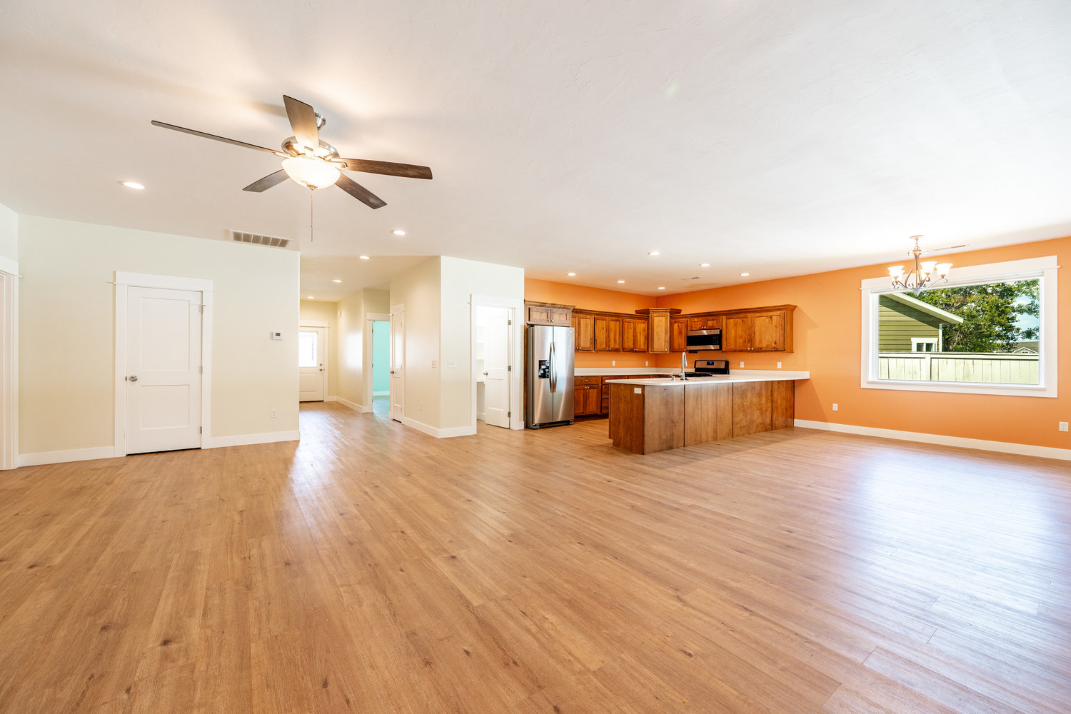 Sheridan, Wyoming, 82801, United States, 4 Bedrooms Bedrooms, ,3 BathroomsBathrooms,Residential,For Sale,1921954