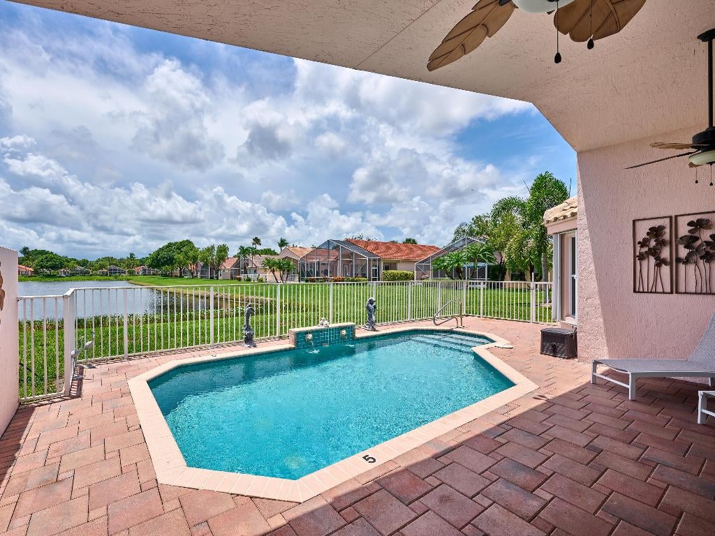 Boynton Beach, Florida, 33437, United States, 3 Bedrooms Bedrooms, ,2 BathroomsBathrooms,Residential,For Sale,1980529