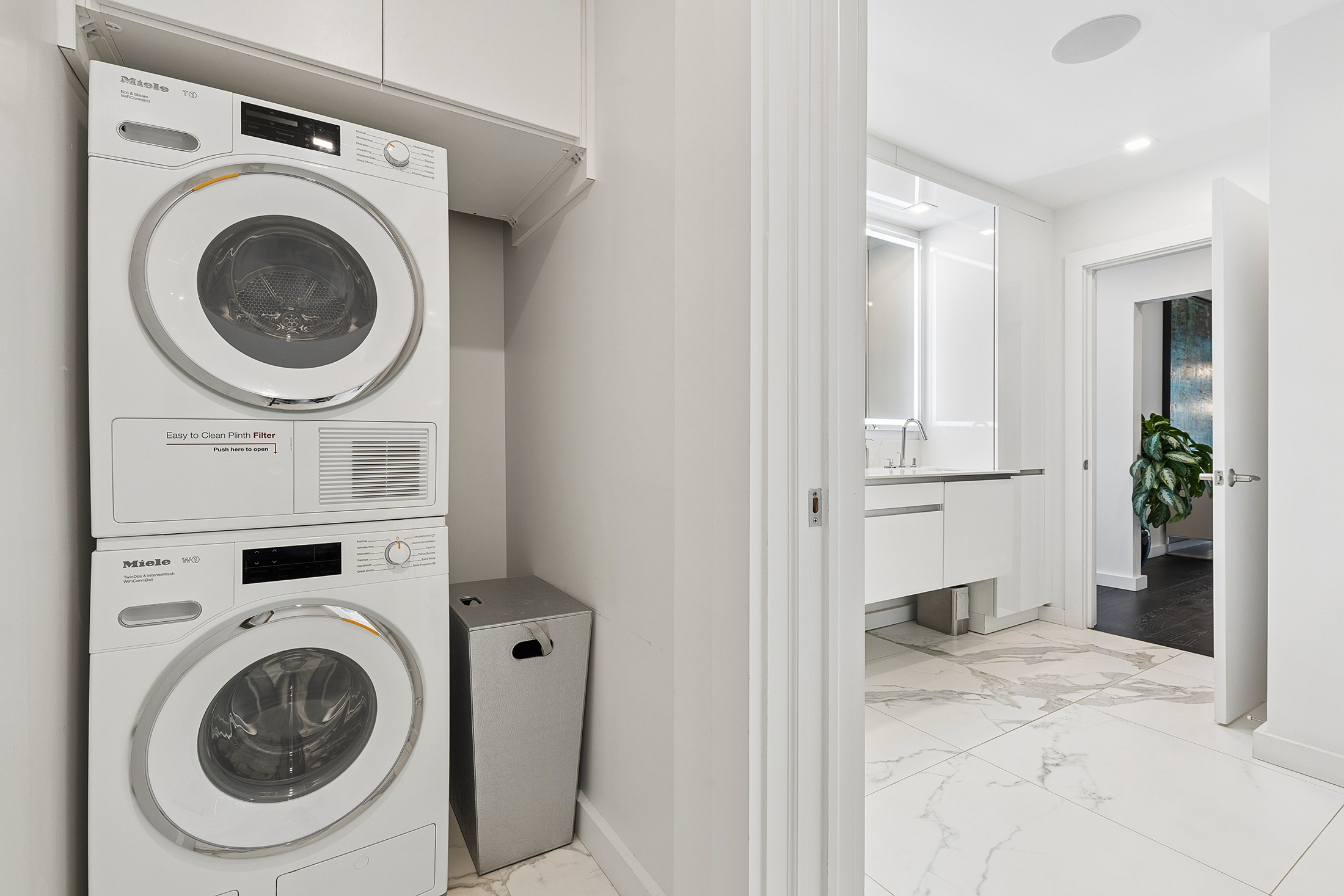  Exceptional One Bedroom Residence at Luxe - 物件實景