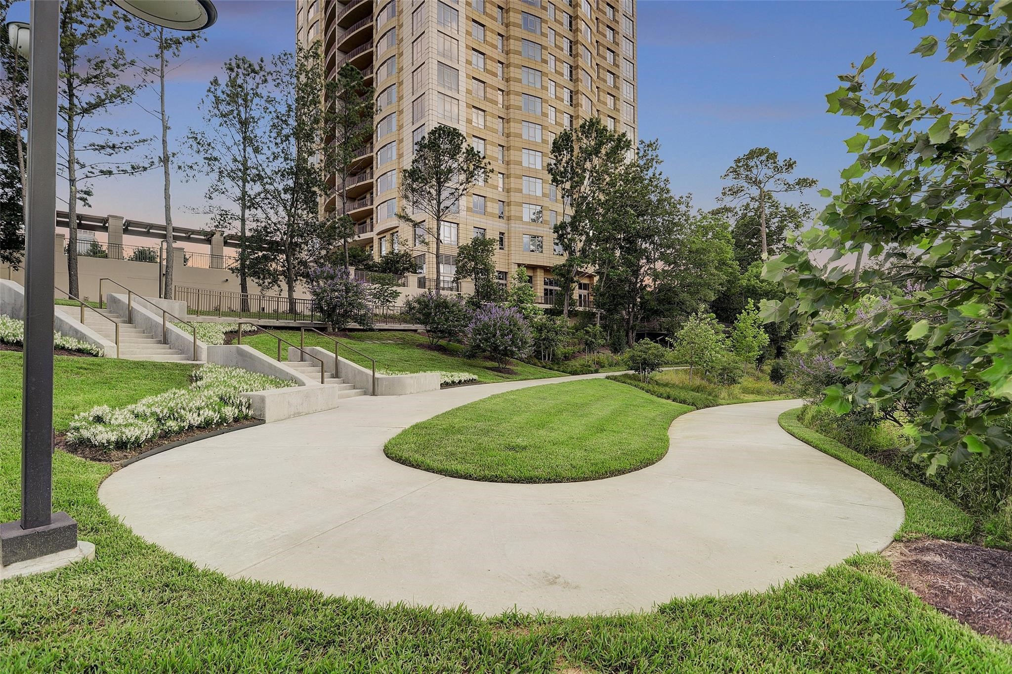  1000 Uptown Park Boulevard #101 - 物件實景