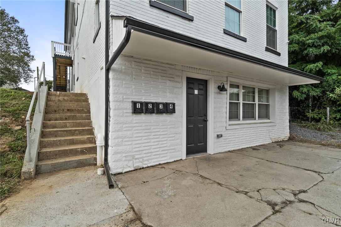 Allentown City, Pennsylvania, 18109, United States, 5 Bedrooms Bedrooms, ,5 BathroomsBathrooms,Residential,For Sale,1759200