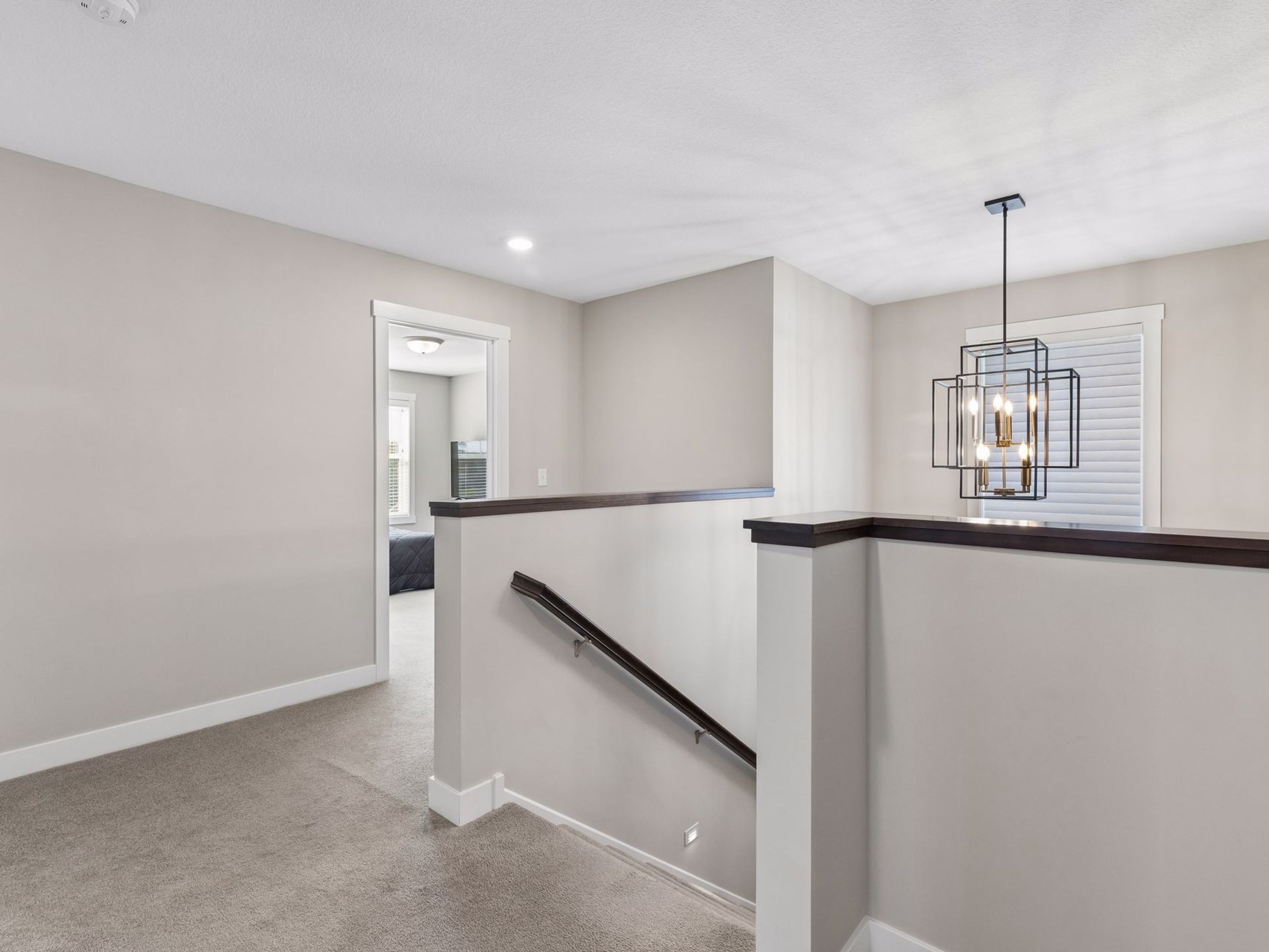  Luxury Living in Desirable Brown’s Creek Cove - 物件實景
