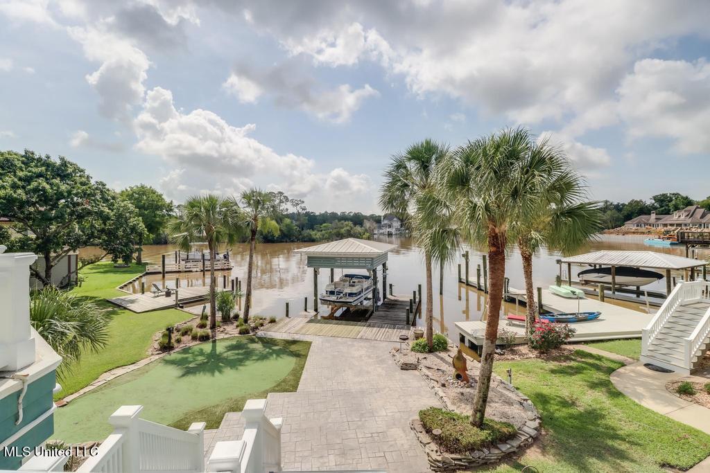 Gulfport, Mississippi, 39507, United States, 4 Bedrooms Bedrooms, ,3 BathroomsBathrooms,Residential,For Sale,1903526