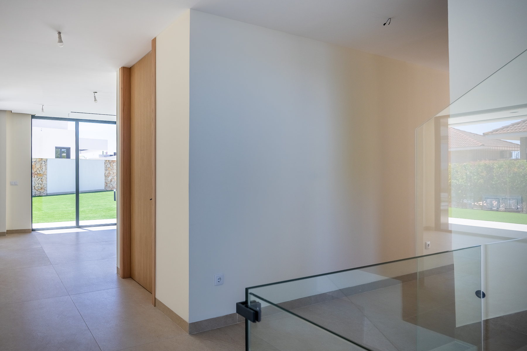  Detached villa with pool in private development in Tomares - 物件實景