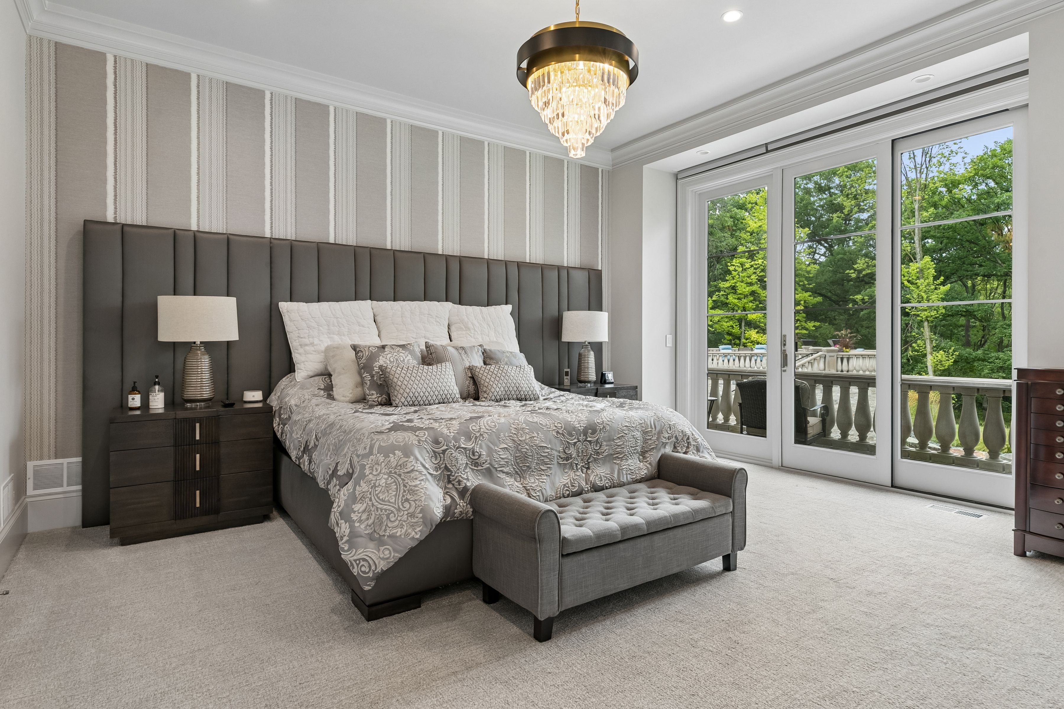  Timeless Elegance on a Private North Oaks Setting - 物件實景