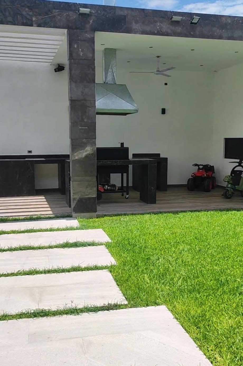 Real de Nogalar, Torreón, Coahuila de Zaragoza, 27018, Mexico, 4 Bedrooms Bedrooms, ,5 BathroomsBathrooms,Residential,For Sale,Real de Nogalar,1571697