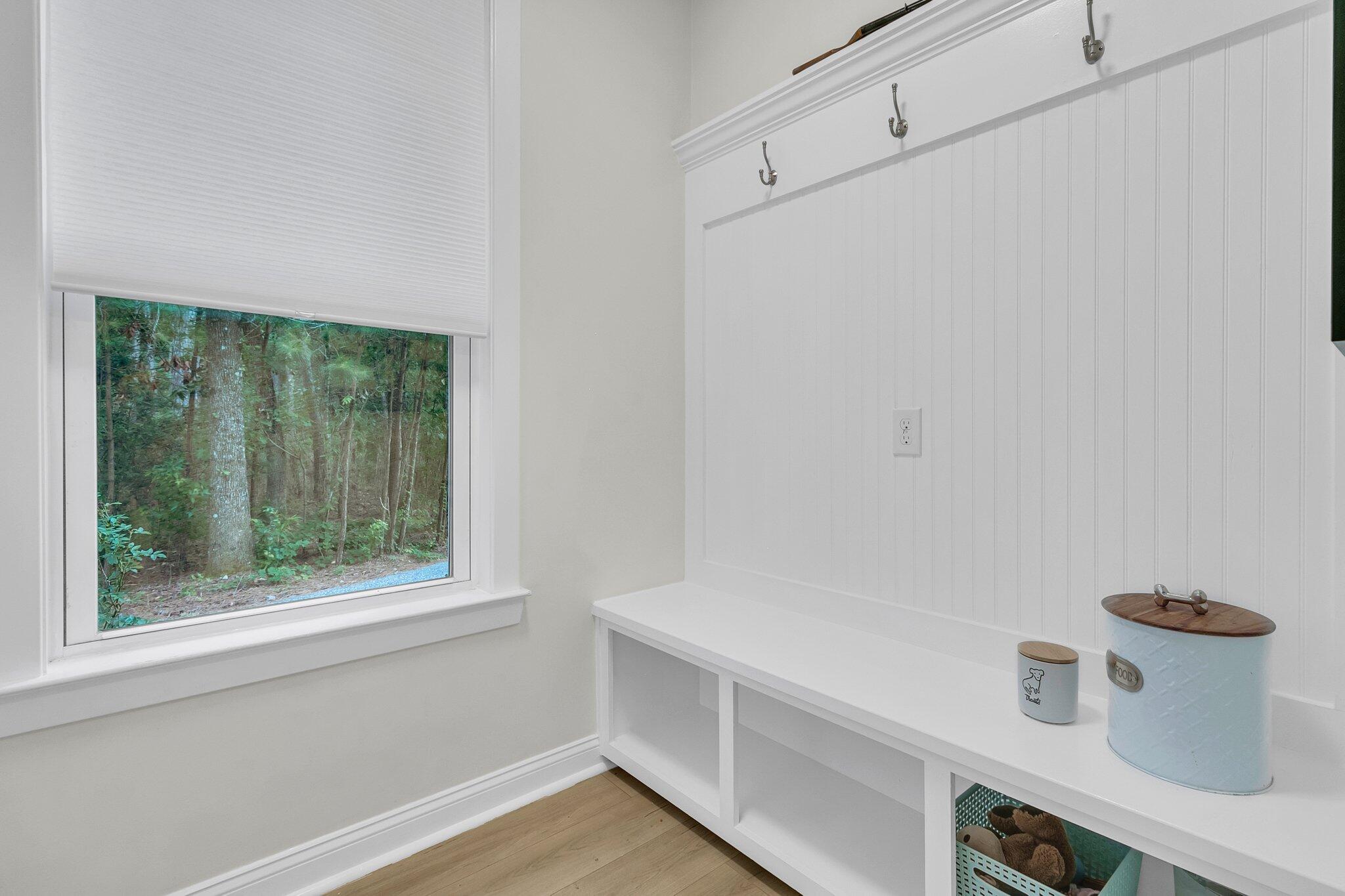 Charleston, South Carolina, 29414, United States, 4 Bedrooms Bedrooms, ,3 BathroomsBathrooms,Residential,For Sale,1979089