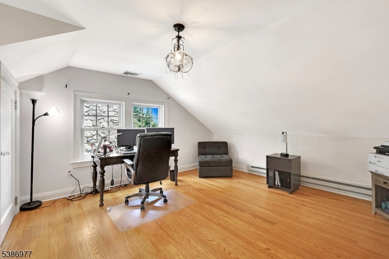 Montclair Twp., New Jersey, 07042, United States, 6 Bedrooms Bedrooms, ,6 BathroomsBathrooms,Residential,For Sale,1993497