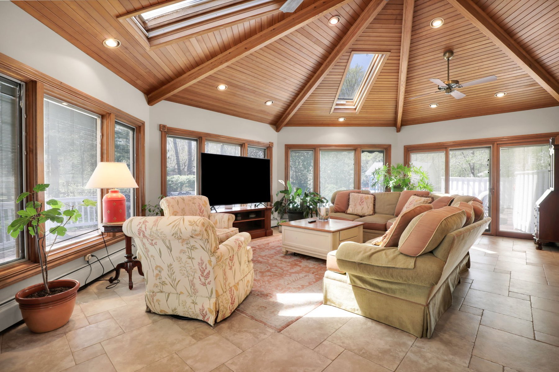  29 White Oak Drive - 物件實景