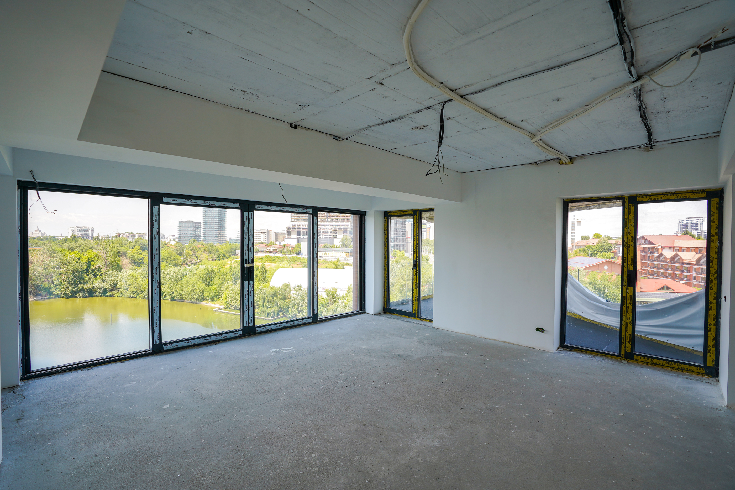  Lakefront Duplex Penthouse with a Panoramic Terrace on Lake Floreasca - 物件實景