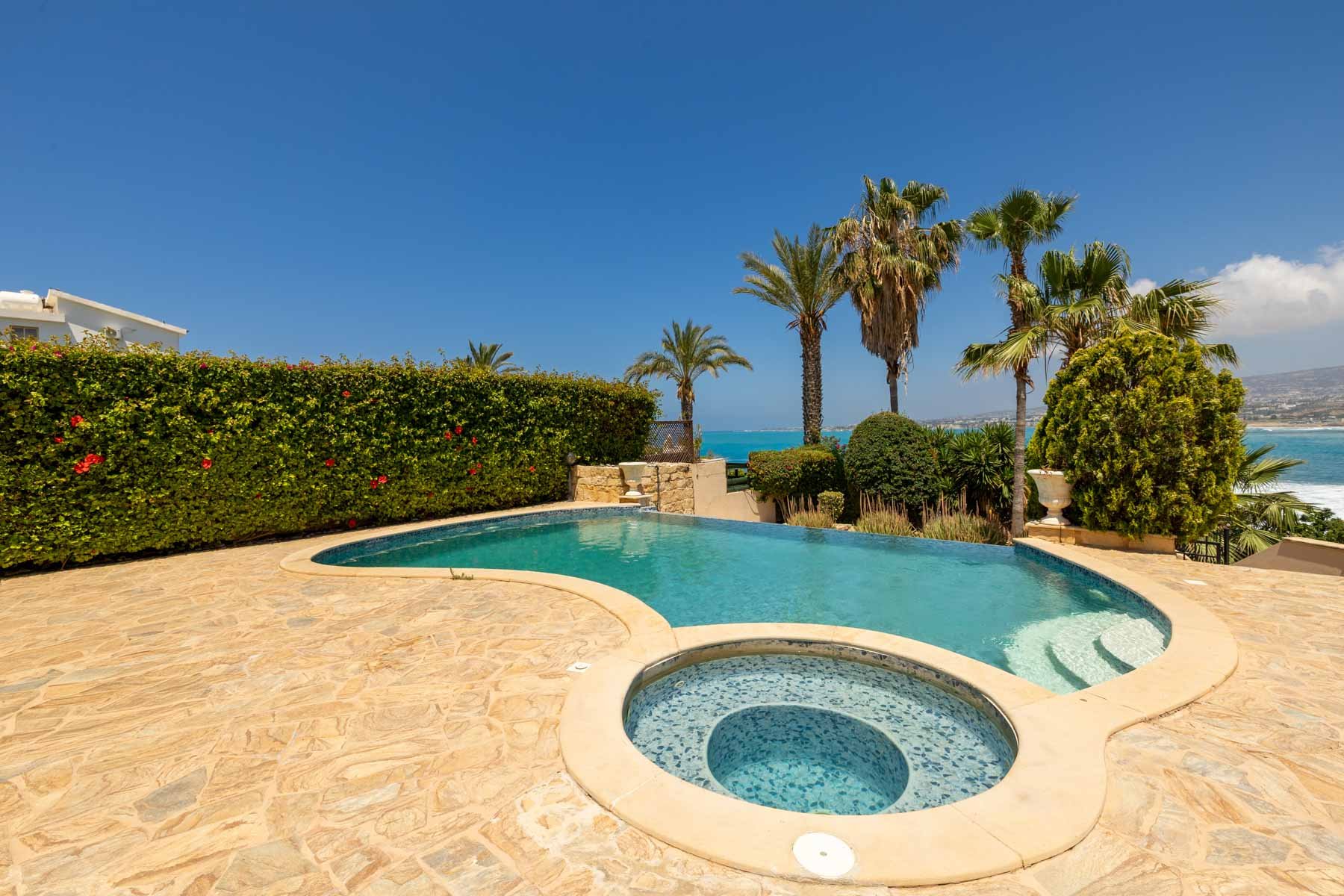  Five Bedroom Villa with Private Pool in Kissonerga, Pafos - 物件實景