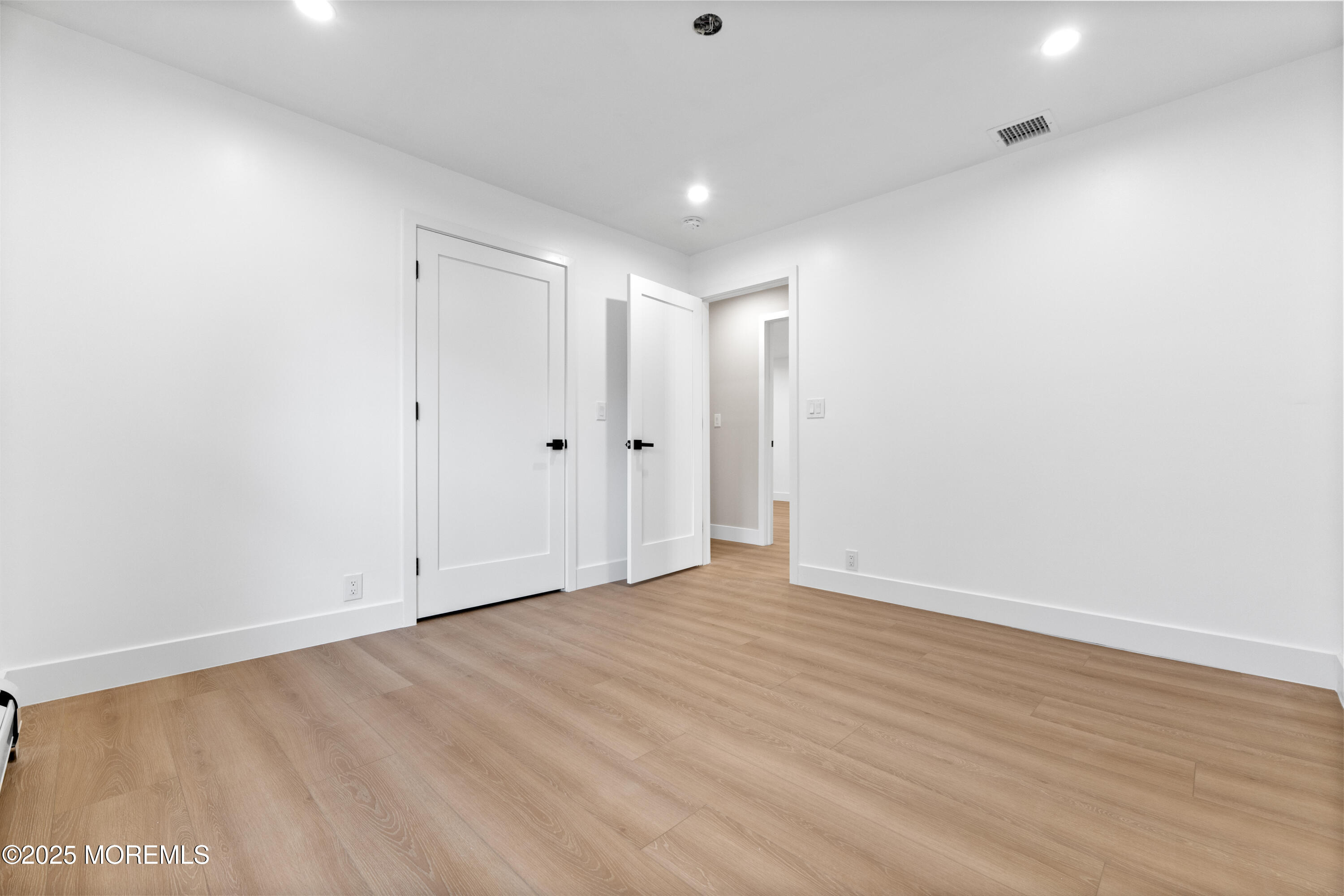 Middletown, New Jersey, 07748, United States, 3 Bedrooms Bedrooms, ,3 BathroomsBathrooms,Residential,For Sale,1987371