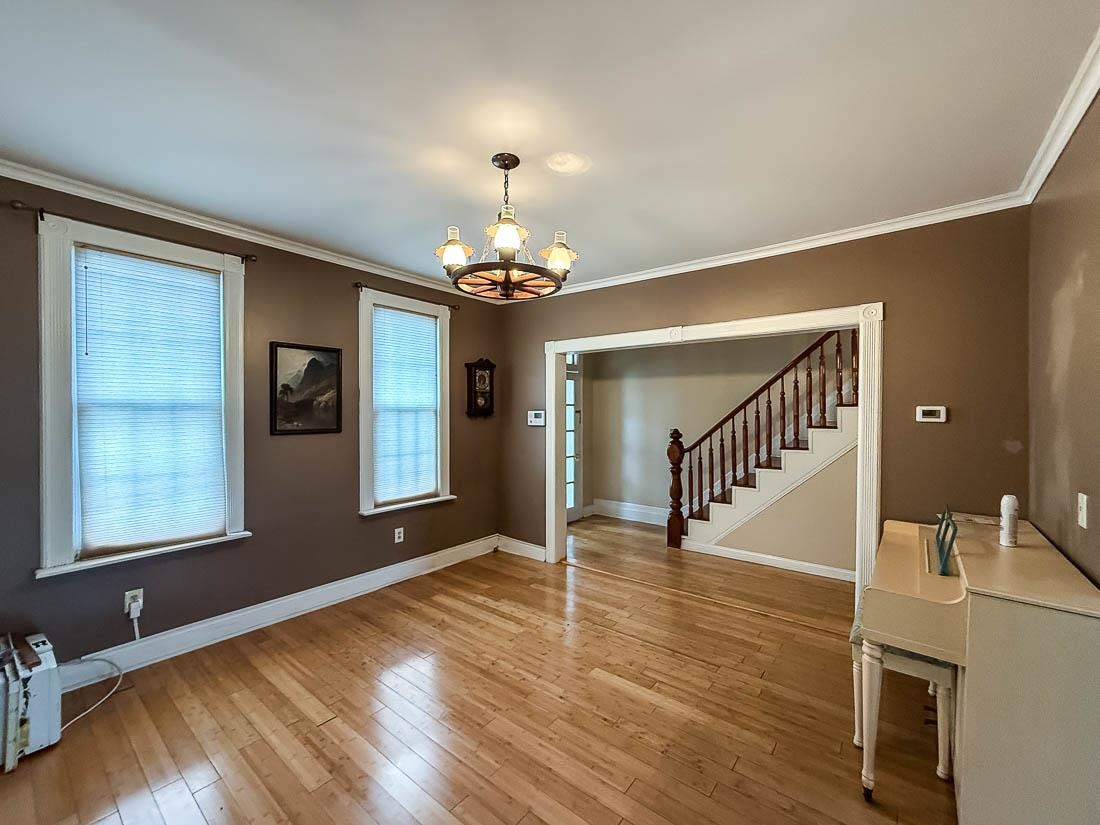 Jersey City, New Jersey, 07307, United States, 4 Bedrooms Bedrooms, ,2 BathroomsBathrooms,Residential,For Sale,1991829