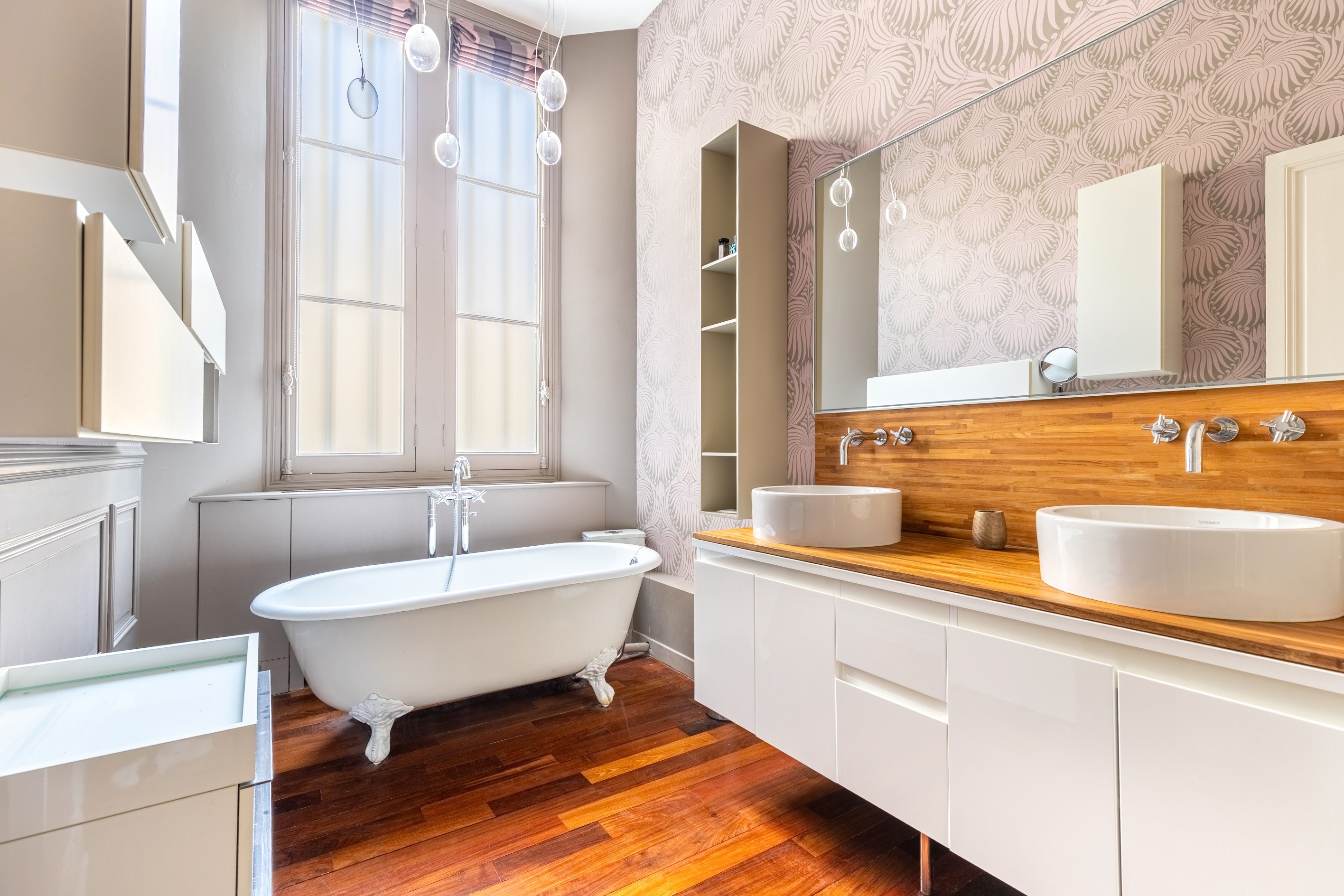  BORDEAUX CITY CENTER – ELEGANT TOWN FURNISHED APARTMENT WITH BALCONIES & ELEVAT… - 物件實景