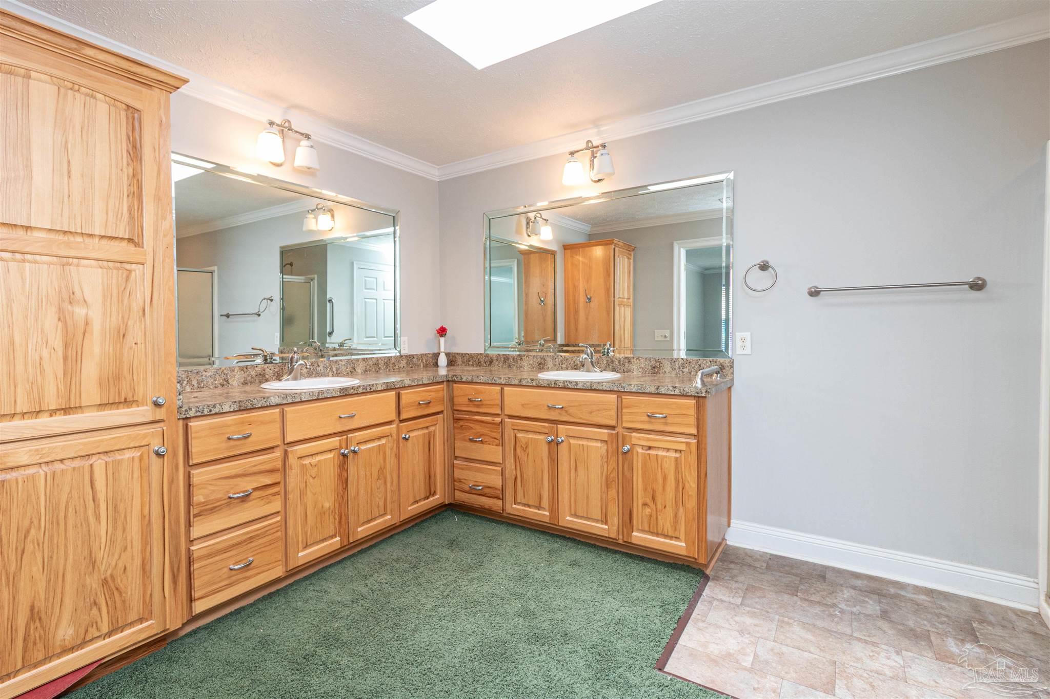 Pensacola, Florida, 32507, United States, 3 Bedrooms Bedrooms, ,2 BathroomsBathrooms,Residential,For Sale,1778052