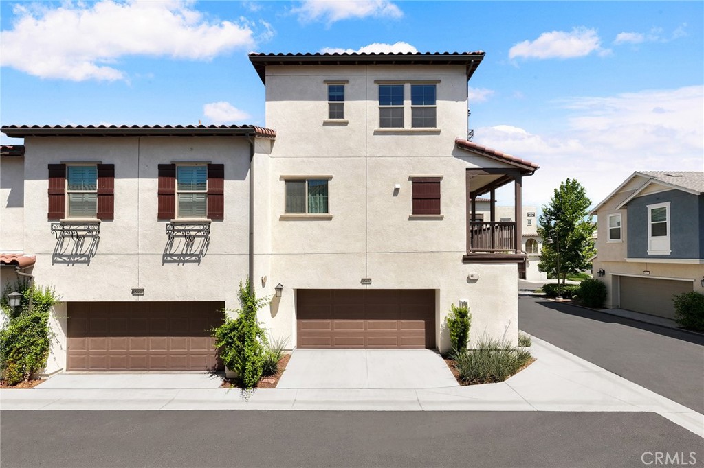 Chino, California, 91708, United States, 2 Bedrooms Bedrooms, ,3 BathroomsBathrooms,Residential,For Sale,1932480