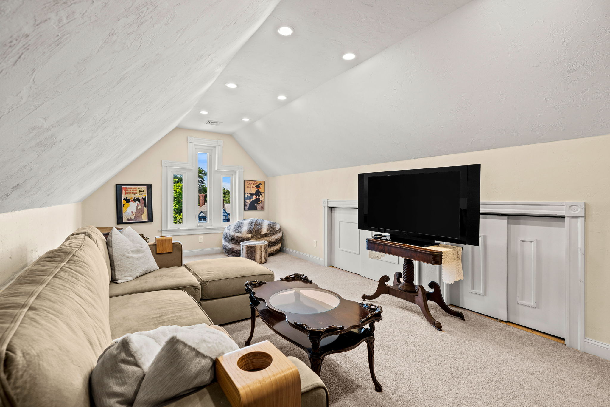  32 Belmont Ave, Lowell, MA, 01852 - 物件實景
