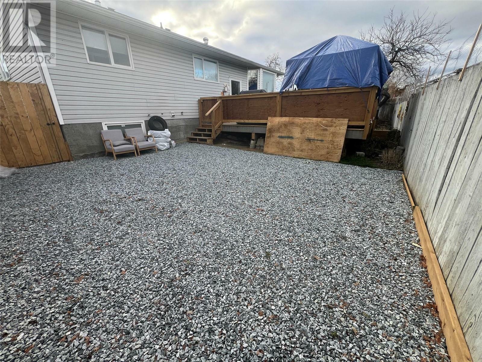 KAMLOOPS, British Columbia, V2B 5N1, CA, 5 Bedrooms Bedrooms, ,3 BathroomsBathrooms,Residential,For Sale,1838666