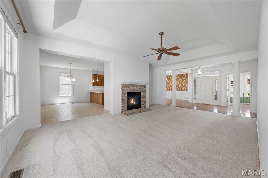 Lake St Louis, Missouri, 63367, United States, 2 Bedrooms Bedrooms, ,2 BathroomsBathrooms,Residential,For Sale,1901912