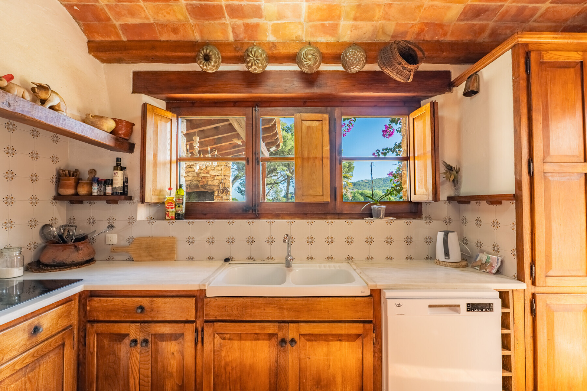  Unique property with sea views in Sa Riera, Begur - 物件實景