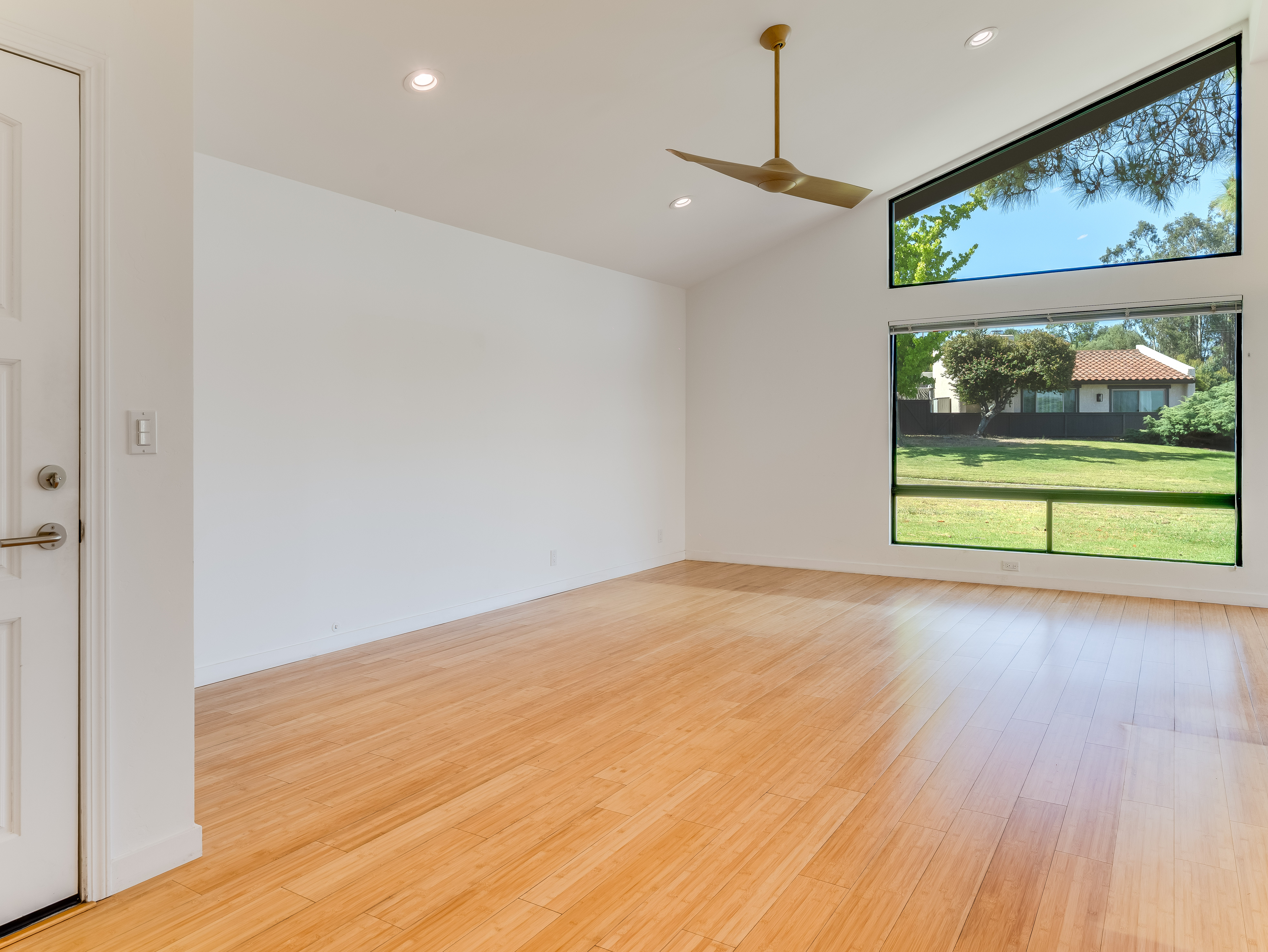  Single-Level Los Verdes Park Home with Hillside Views - 物件實景