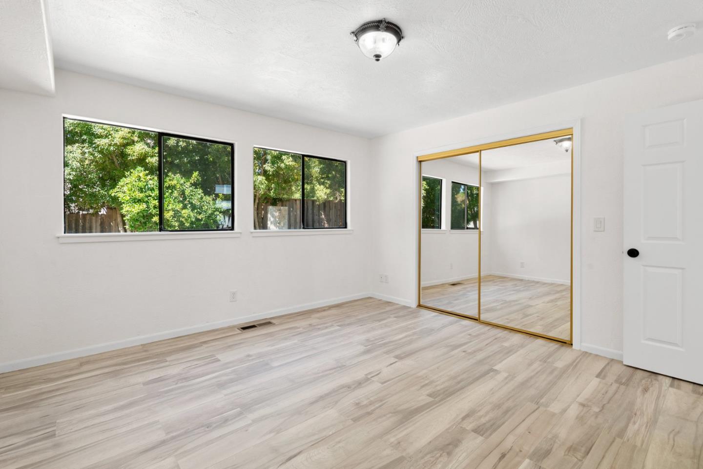 Aptos, California, 95003, United States, 5 Bedrooms Bedrooms, ,3 BathroomsBathrooms,Residential,For Sale,1895468