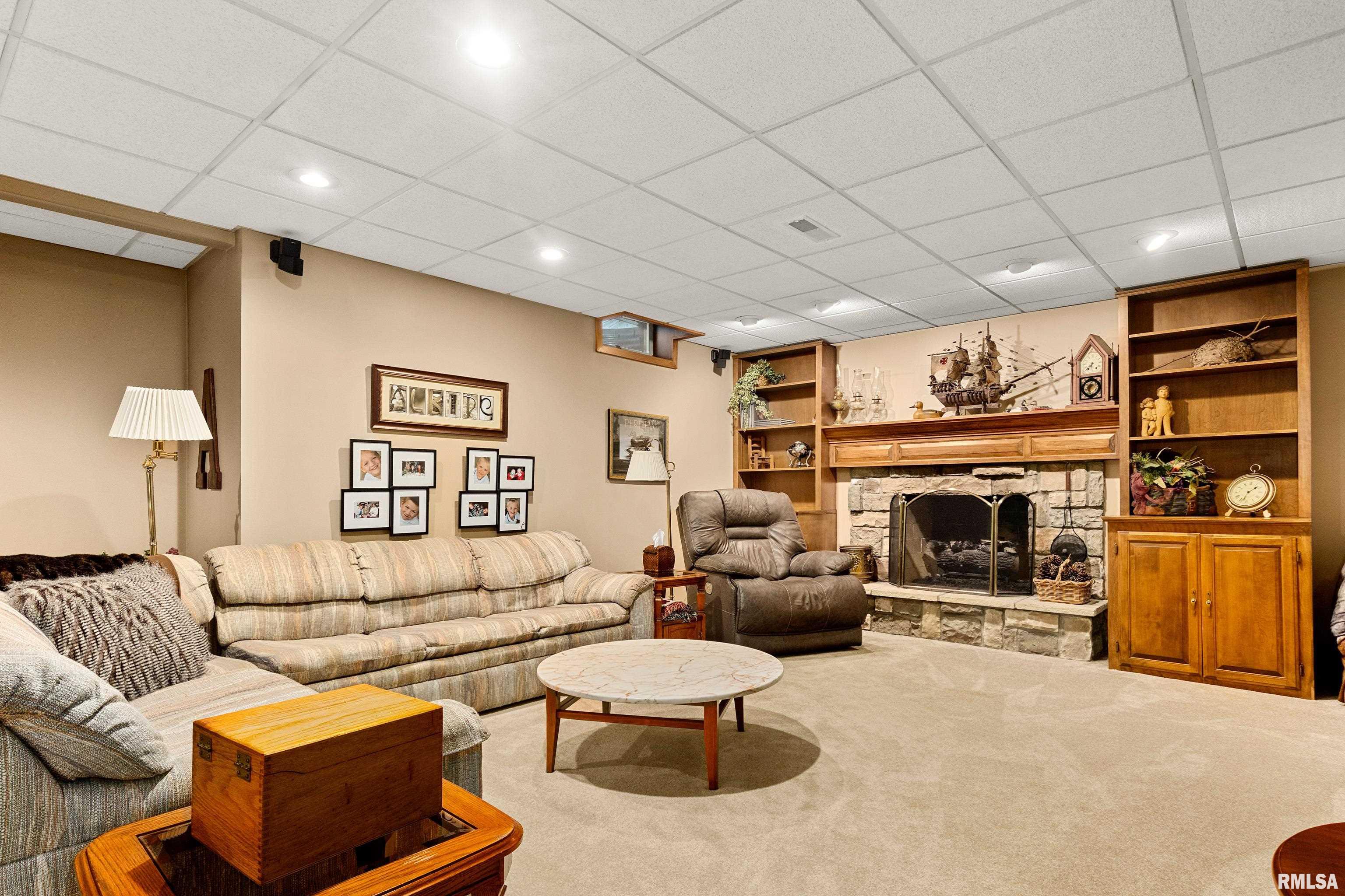 Dunlap, Illinois, 61525, United States, 5 Bedrooms Bedrooms, ,4 BathroomsBathrooms,Residential,For Sale,1942150