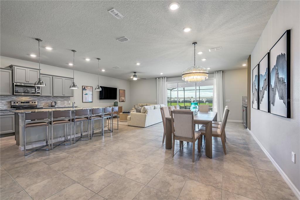 Davenport, Florida, 33897, United States, 9 Bedrooms Bedrooms, ,8 BathroomsBathrooms,Residential,For Sale,1964682