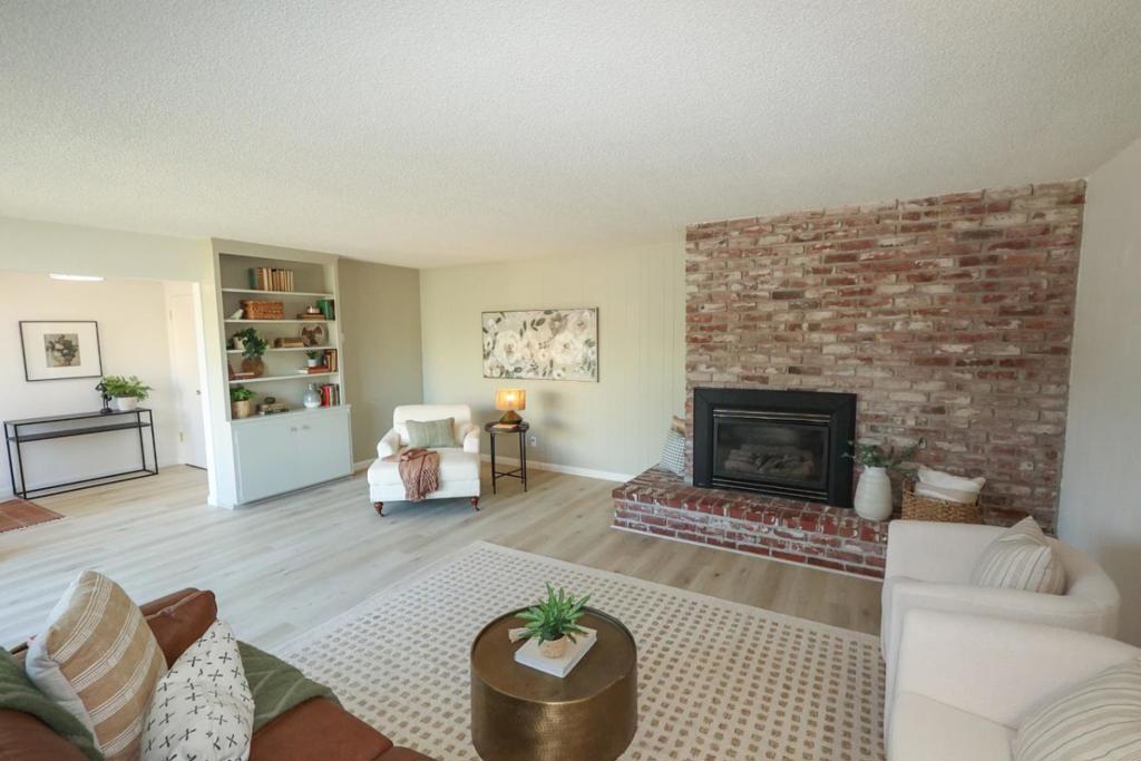 Santa Cruz, California, 95062, United States, 3 Bedrooms Bedrooms, ,2 BathroomsBathrooms,Residential,For Sale,2031926