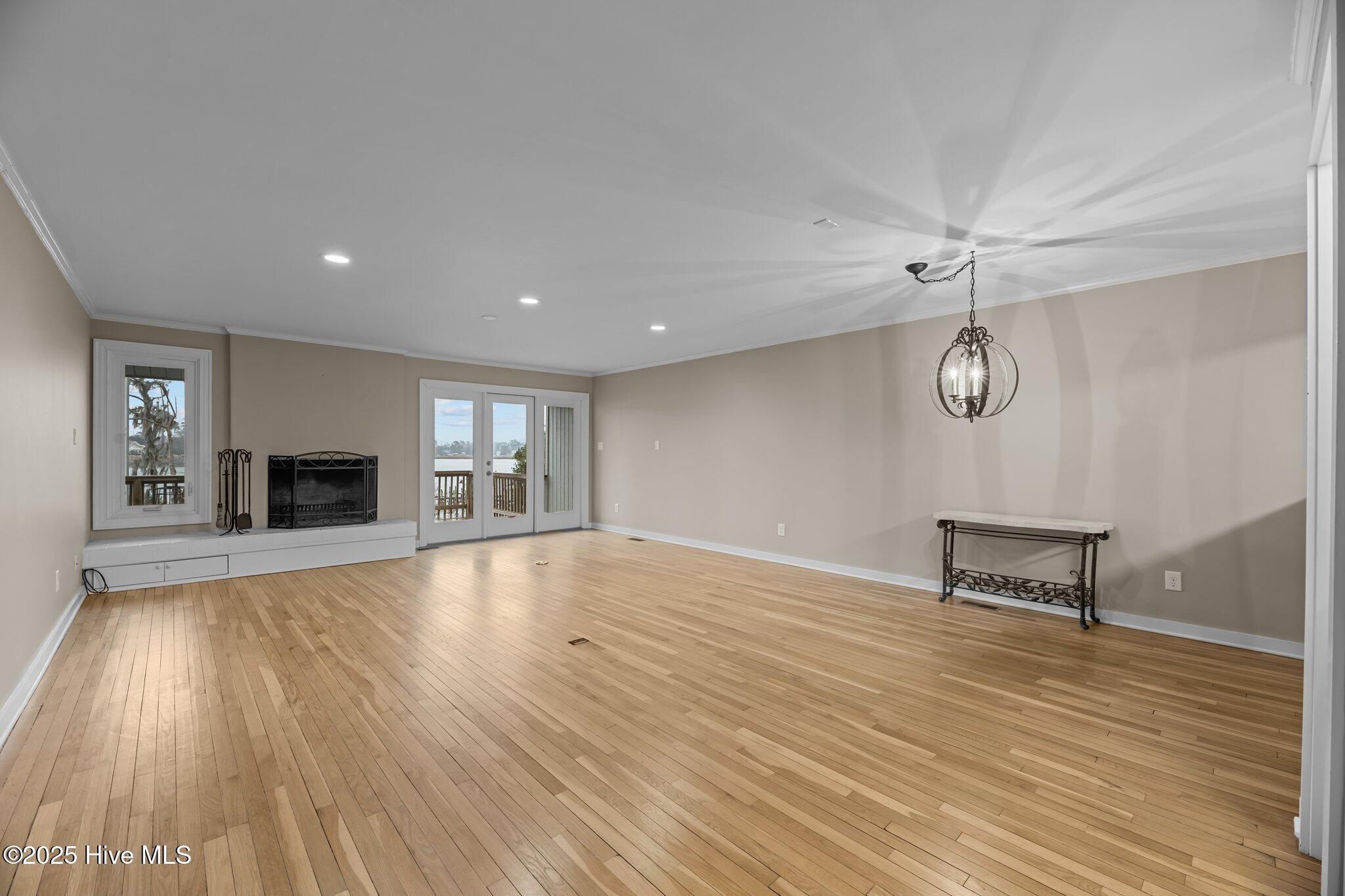 New Bern, North Carolina, 28562, United States, 2 Bedrooms Bedrooms, ,3 BathroomsBathrooms,Residential,For Sale,1695183