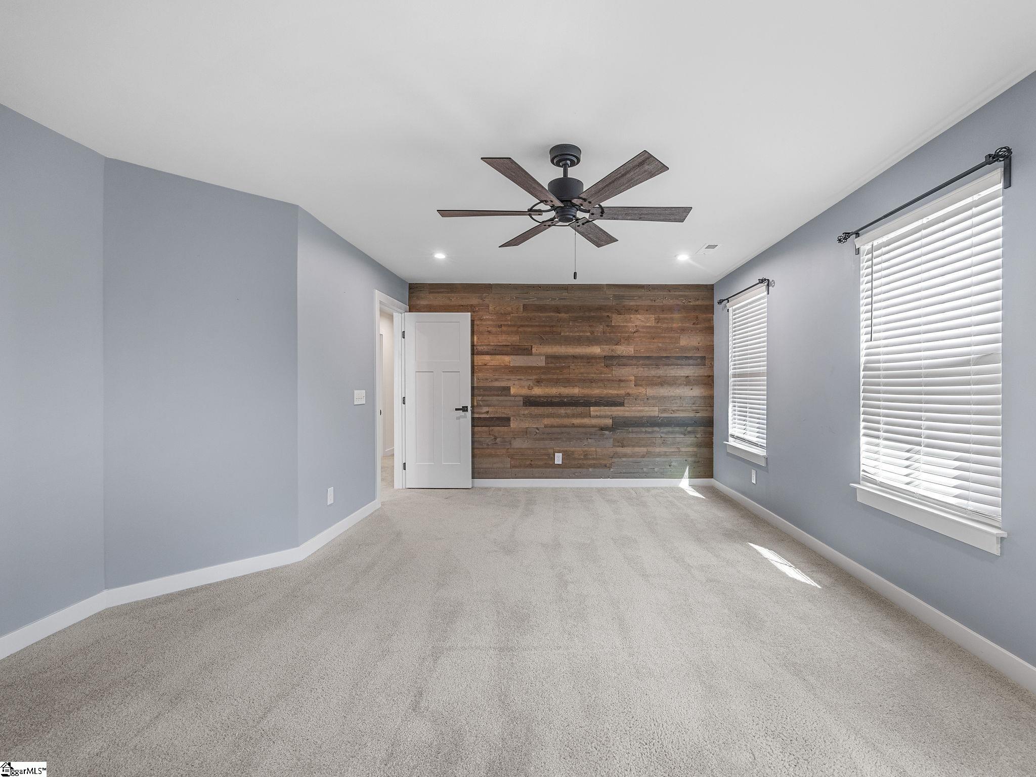 Woodruff, South Carolina, 29388, United States, 5 Bedrooms Bedrooms, ,4 BathroomsBathrooms,Residential,For Sale,1890519
