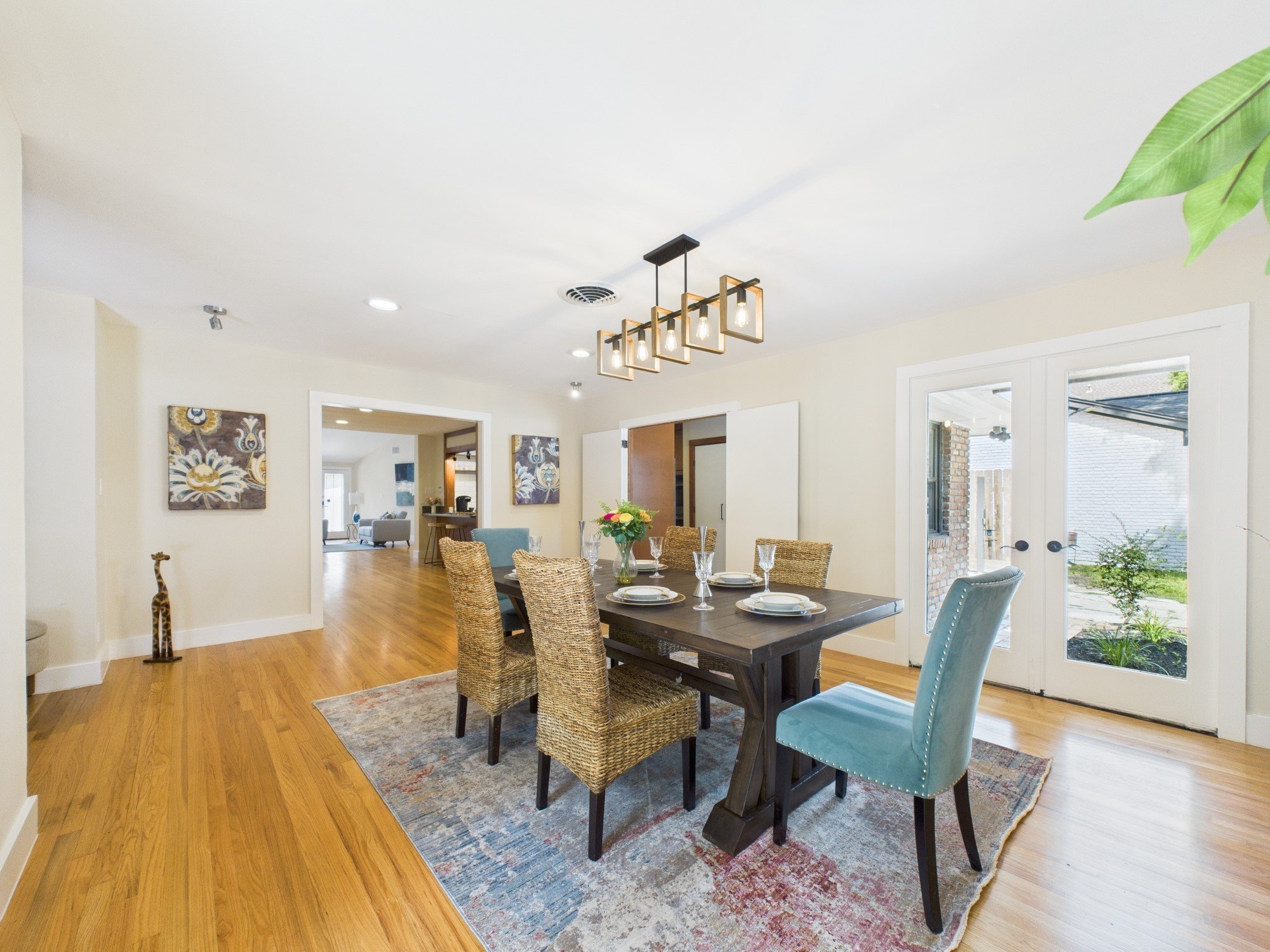 Houston, Texas, 77056, United States, 3 Bedrooms Bedrooms, ,3 BathroomsBathrooms,Residential,For Sale,1984170