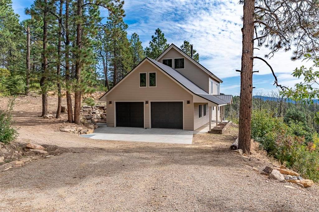Durango, Colorado, 81301, United States, 3 Bedrooms Bedrooms, ,4 BathroomsBathrooms,Residential,For Sale,1787278