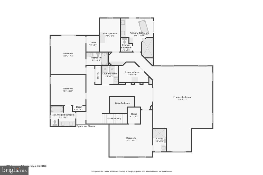 Herndon, Virginia, 20170, United States, 6 Bedrooms Bedrooms, ,6 BathroomsBathrooms,Residential,For Sale,1941281
