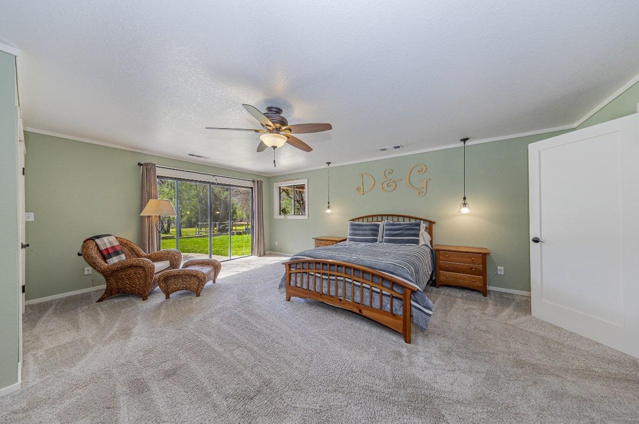 Oakhurst, California, 93644, United States, 3 Bedrooms Bedrooms, ,3 BathroomsBathrooms,Residential,For Sale,1977364