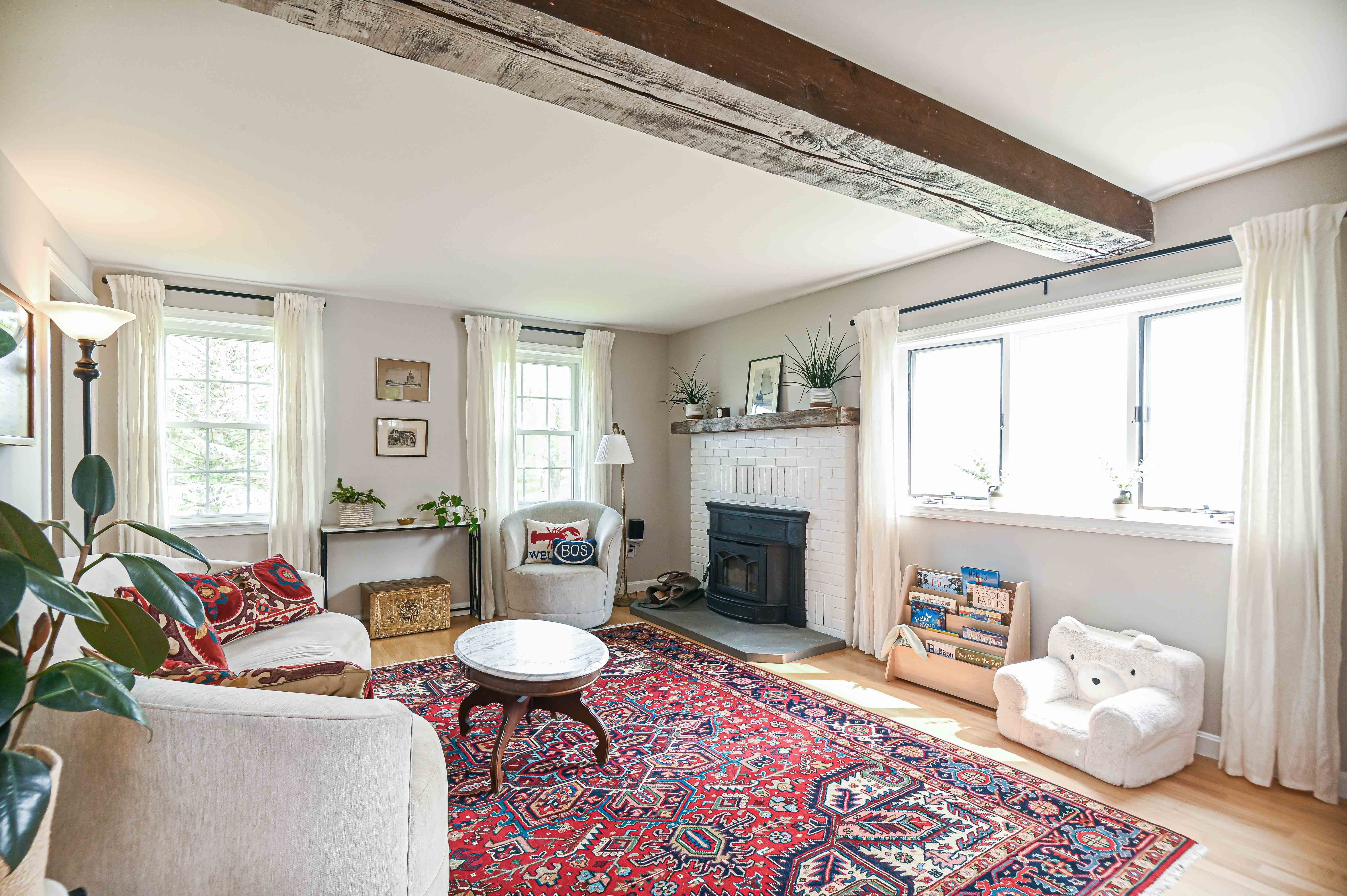 York, Maine, 03909, United States, 3 Bedrooms Bedrooms, ,3 BathroomsBathrooms,Residential,For Sale,1856750