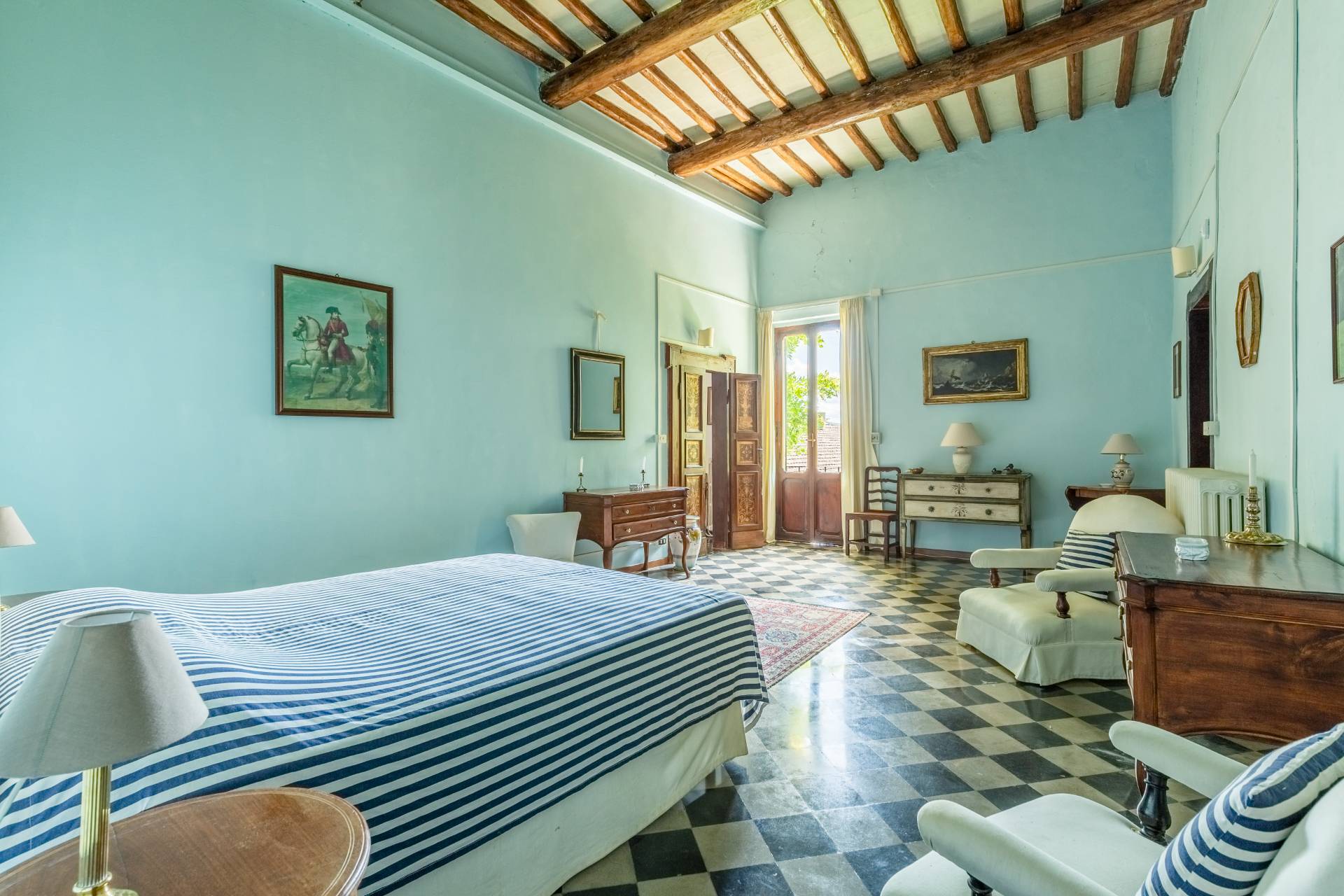 Perugia, Perugia, 06100, IT, 18 Bedrooms Bedrooms, ,5 BathroomsBathrooms,Residential,For Sale,1907420