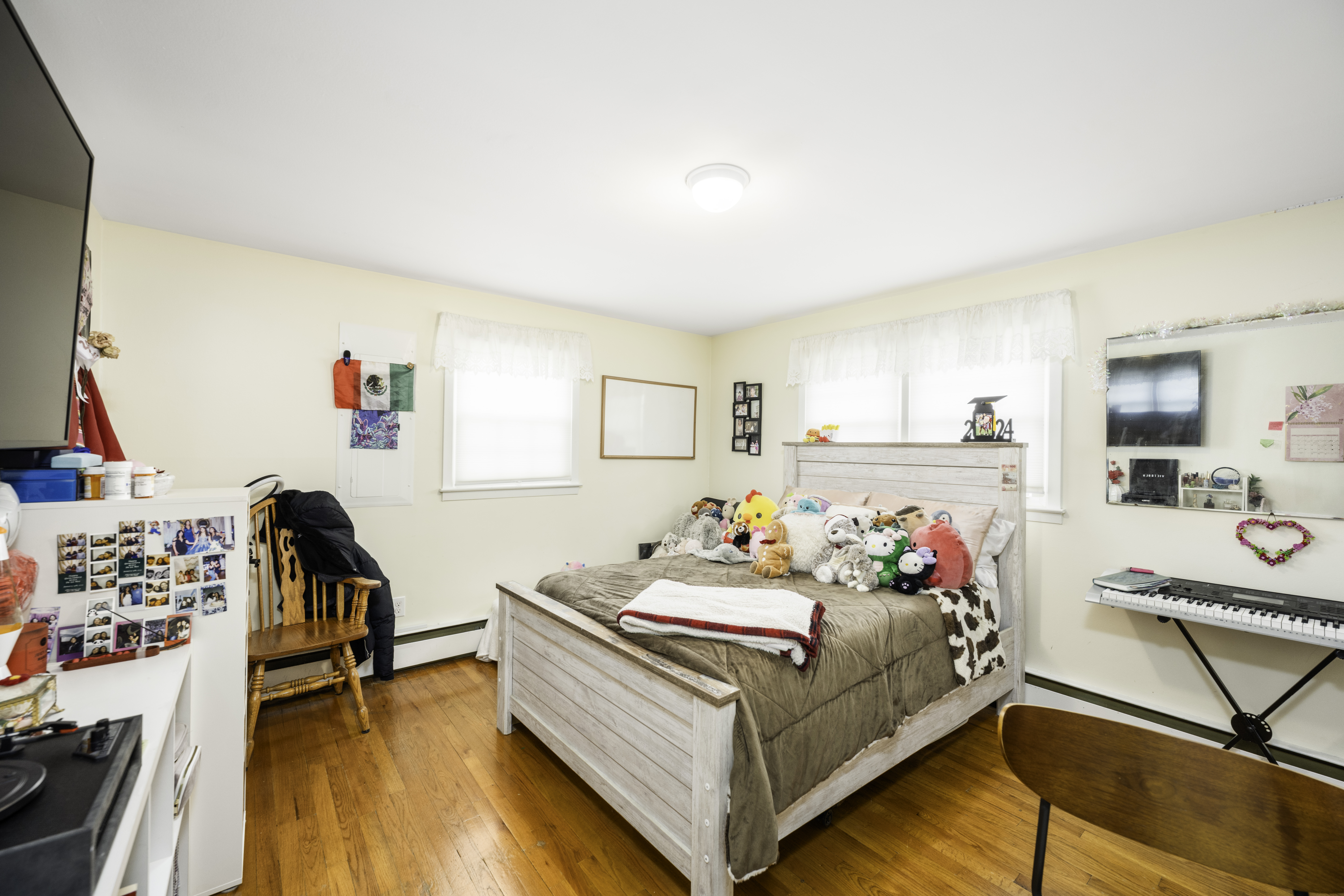 Wappingers Falls, New York, 12590, United States, 4 Bedrooms Bedrooms, ,3 BathroomsBathrooms,Residential,For Sale,1935823