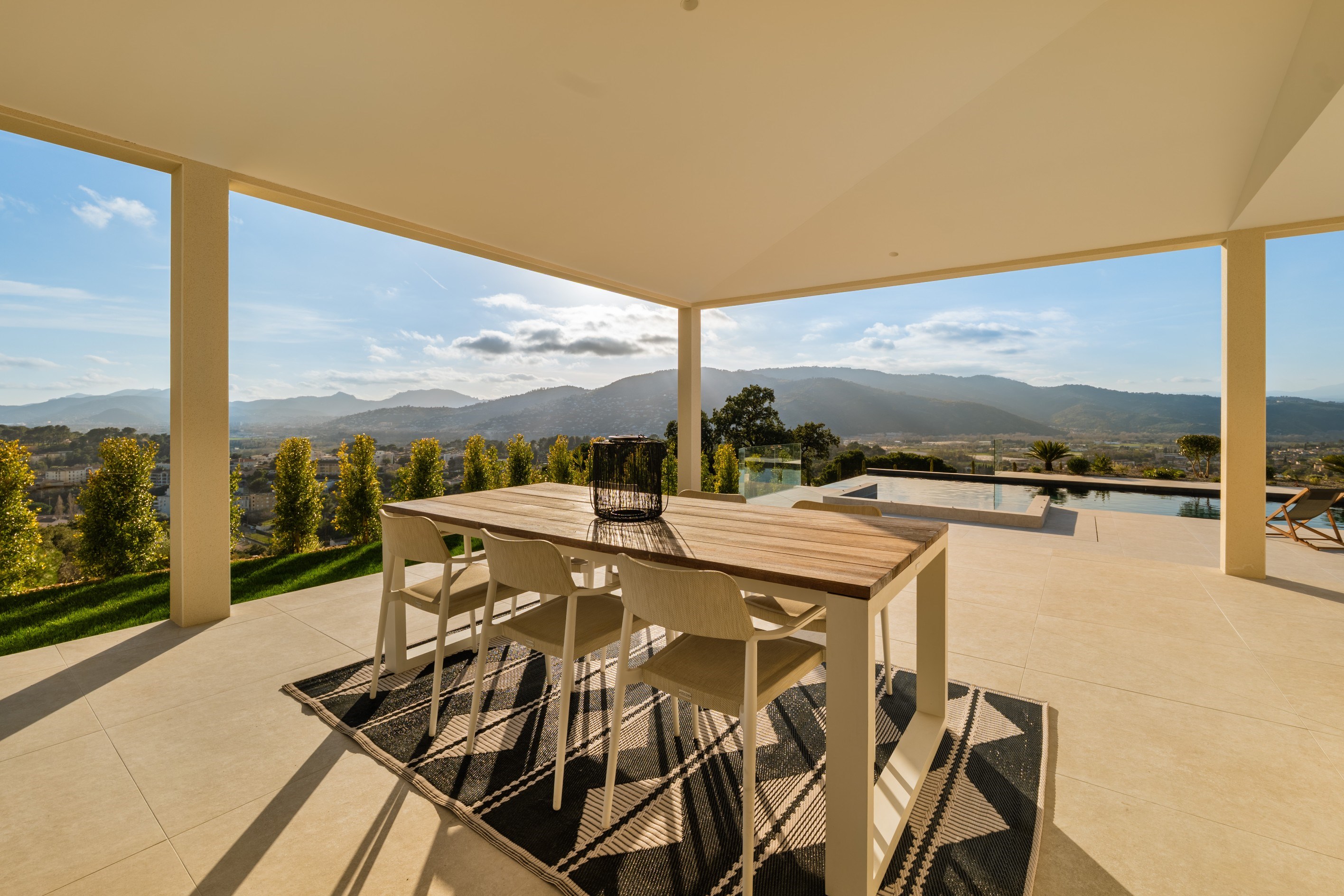  Mougins, private estate for sale, 533 sqm, panoramic views, guest house and 2.2… - 物件實景