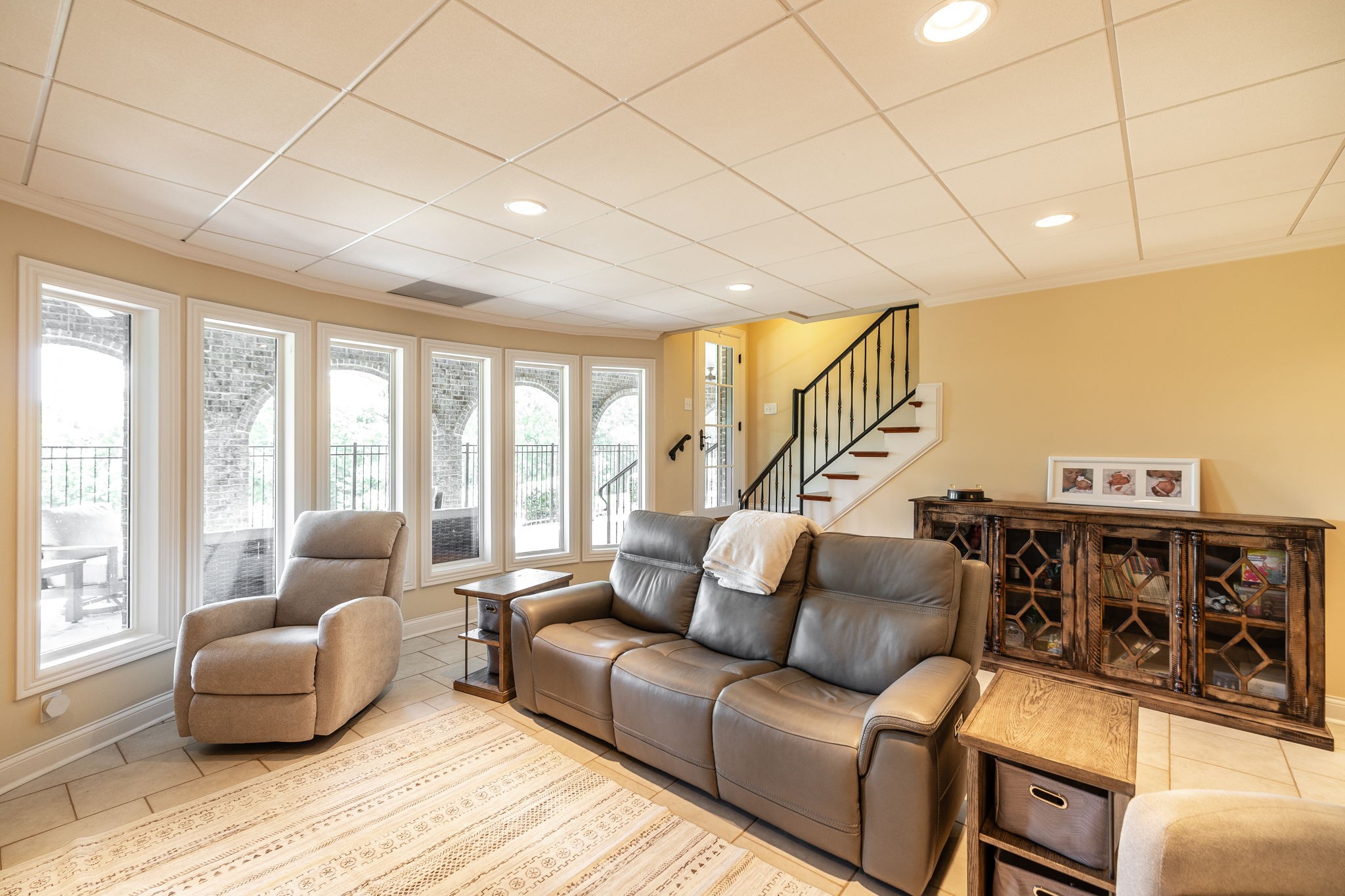 Greenbrier, Tennessee, 37073, United States, 5 Bedrooms Bedrooms, ,6 BathroomsBathrooms,Residential,For Sale,1827902