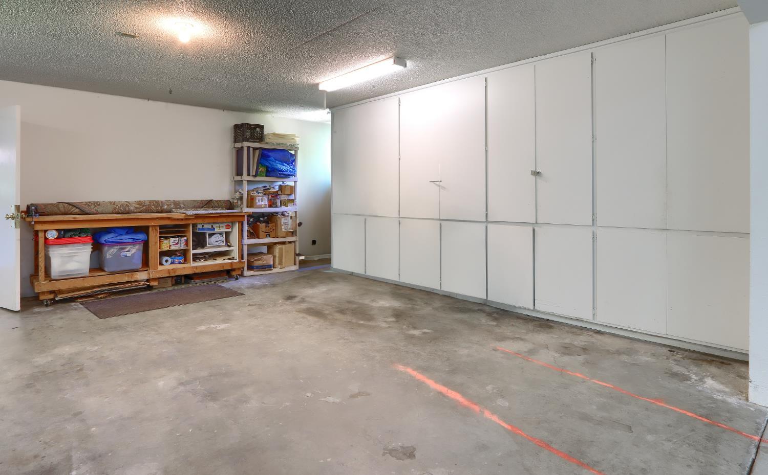 Ahwahnee, California, 93601, United States, 3 Bedrooms Bedrooms, ,2 BathroomsBathrooms,Residential,For Sale,1993875