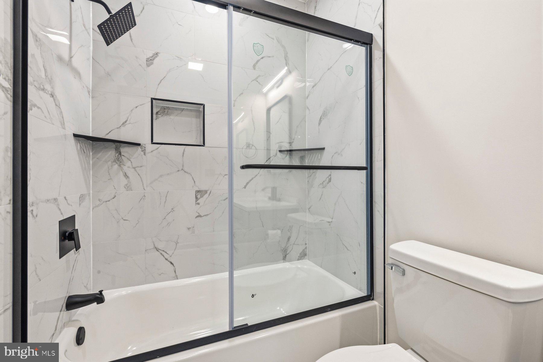 Alexandria, Virginia, 22314, United States, 2 Bedrooms Bedrooms, ,3 BathroomsBathrooms,Residential,For Sale,2049210