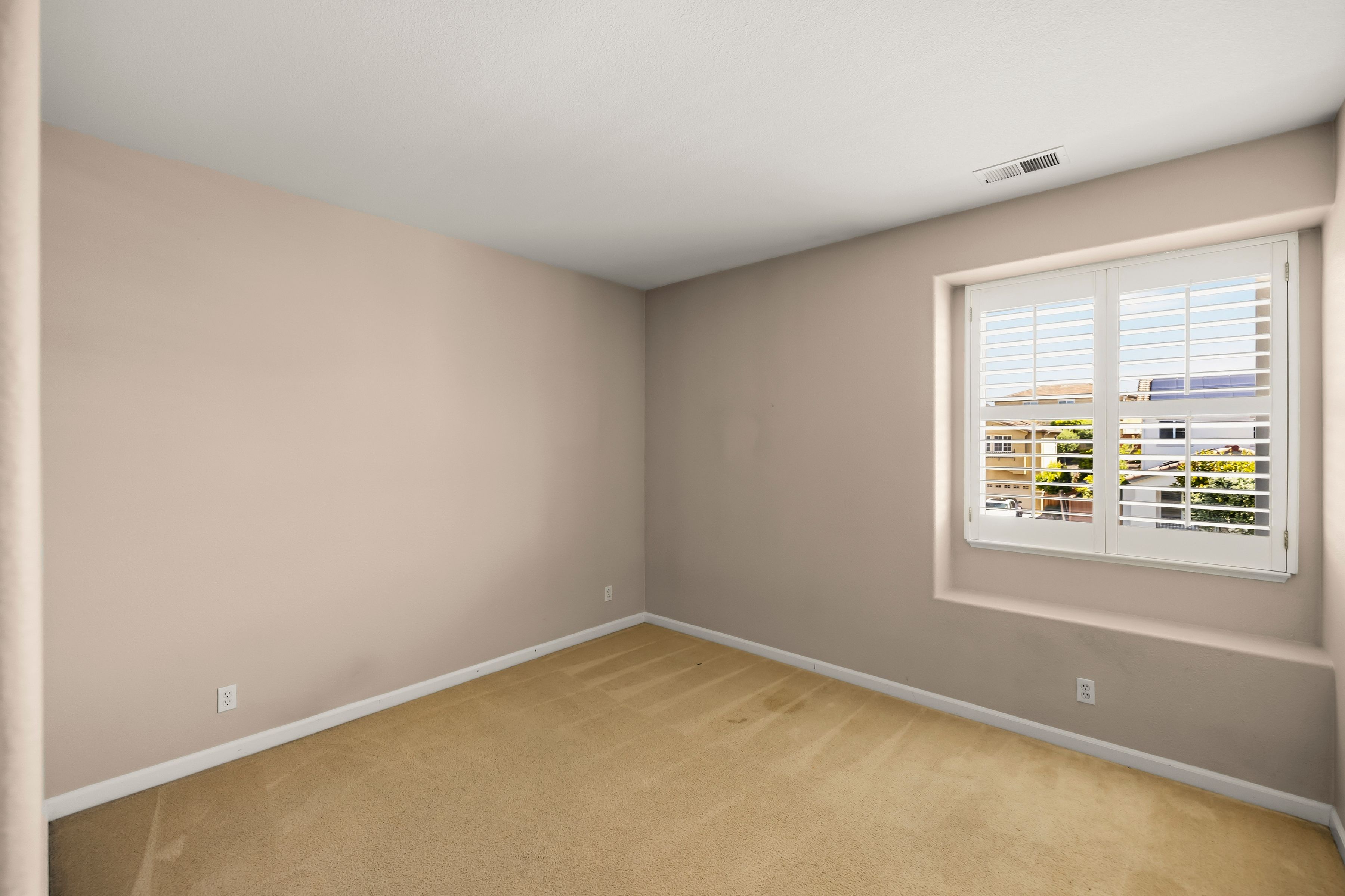  4890 Peninsula Point Drive - 物件實景