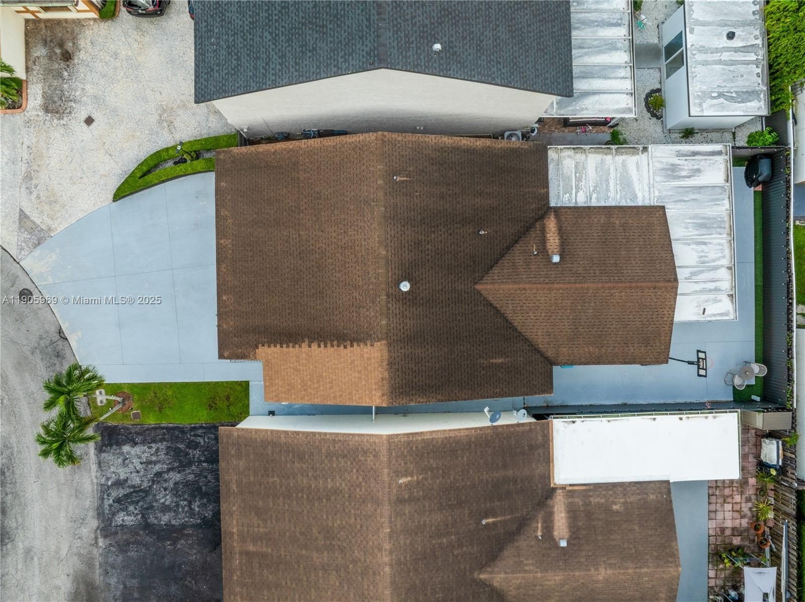 Miami, Florida, 33196, United States, 3 Bedrooms Bedrooms, ,2 BathroomsBathrooms,Residential,For Sale,1979827
