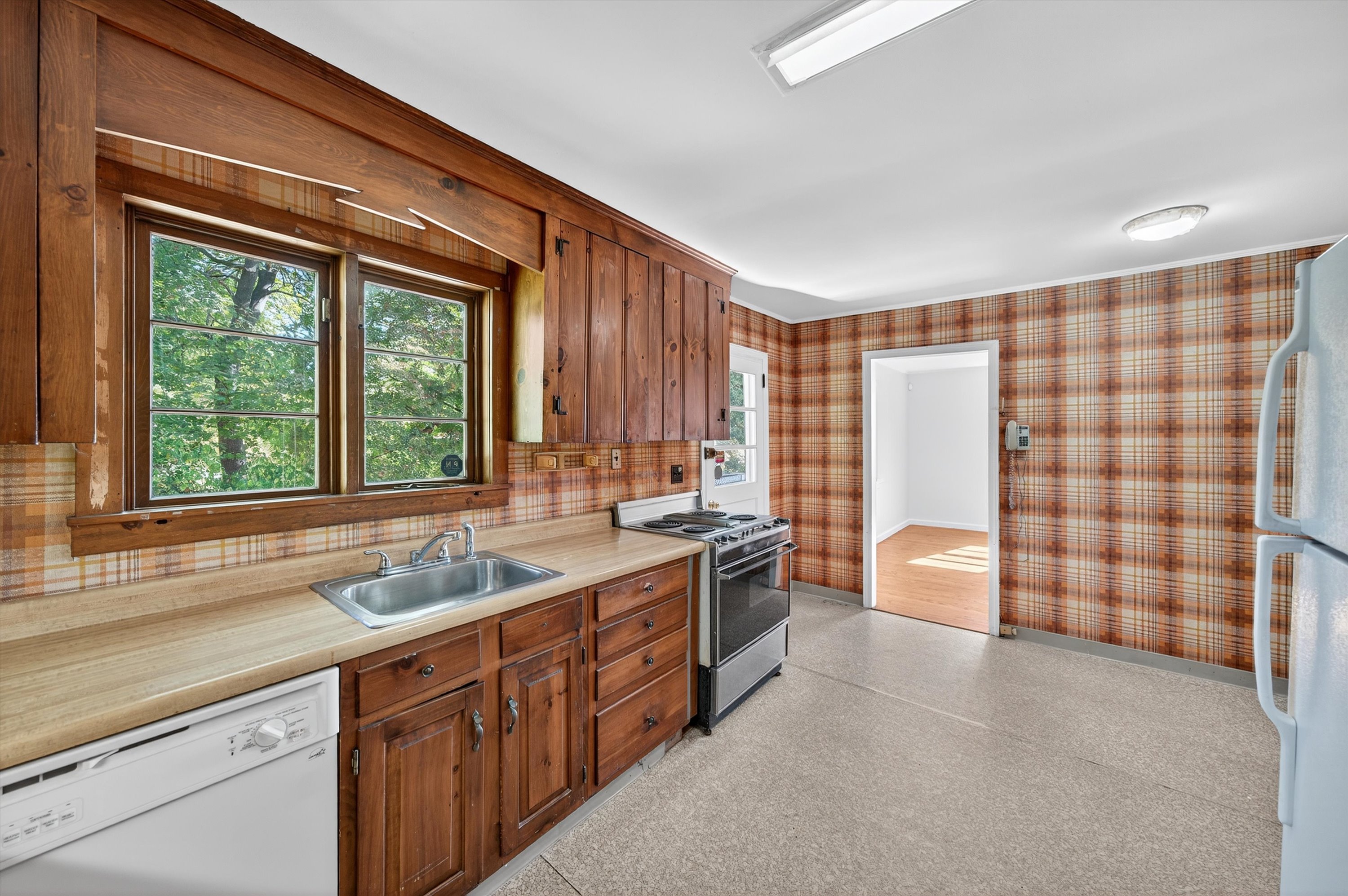 Monroe, New York, 10950, United States, 3 Bedrooms Bedrooms, ,2 BathroomsBathrooms,Residential,For Sale,1983456