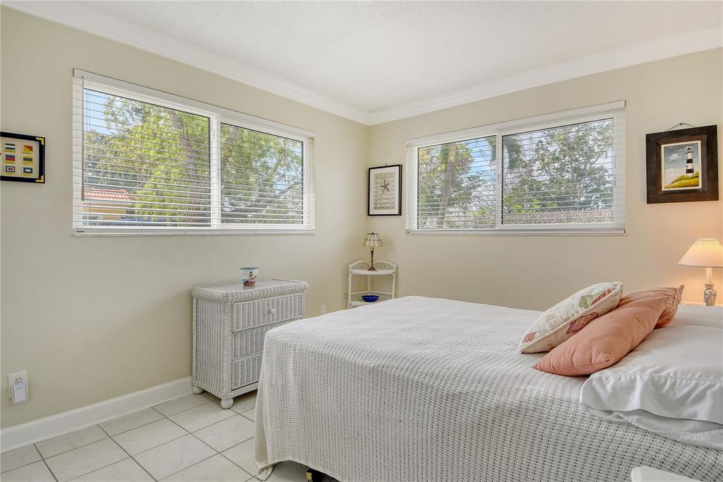 Longboat Key, Florida, 34228, United States, 2 Bedrooms Bedrooms, ,2 BathroomsBathrooms,Residential,For Sale,1837810
